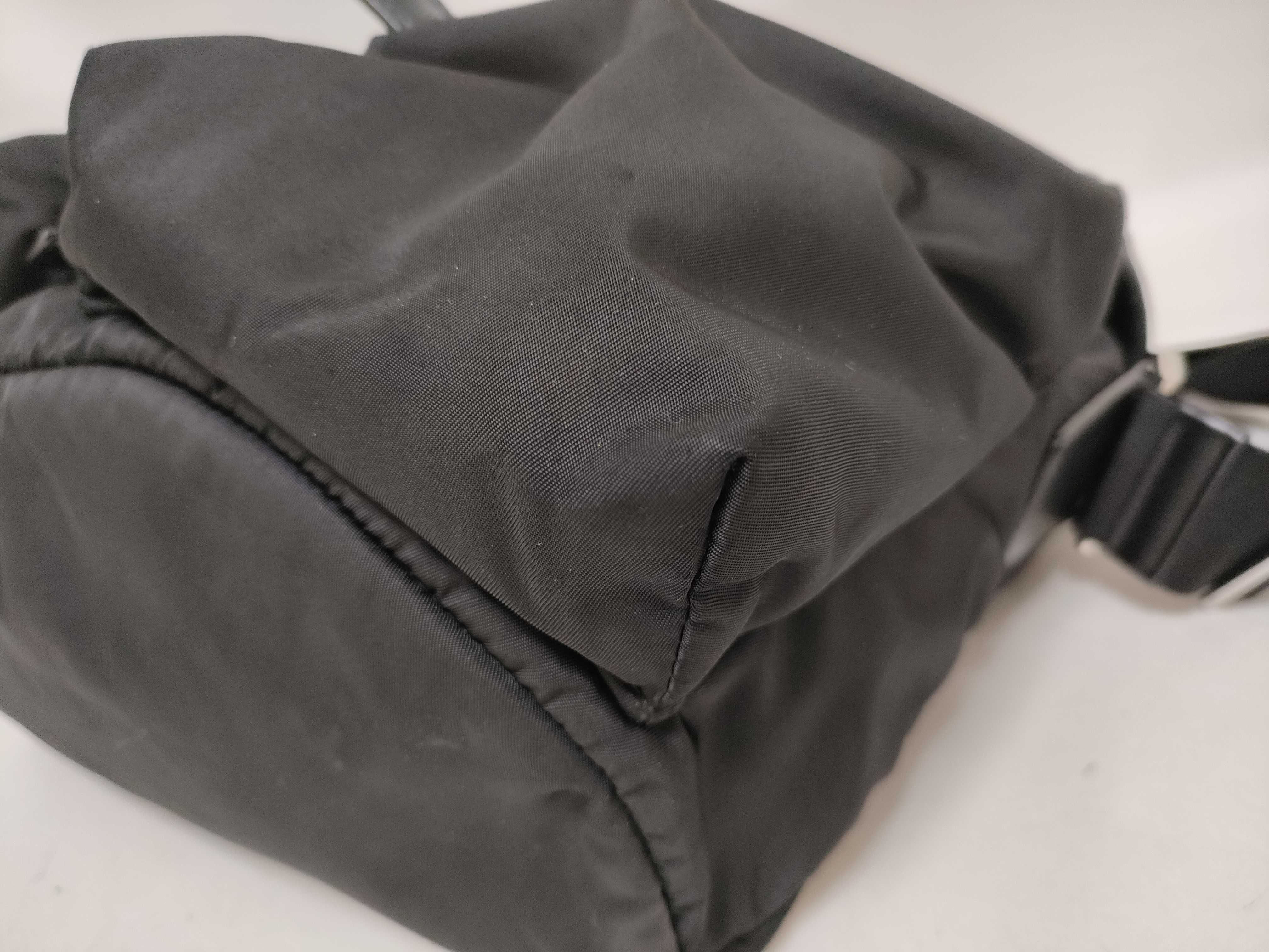 Nylon Prada Re-Nylon Nylon Leather Black 2VD062 Shoulder Bag — view 6
