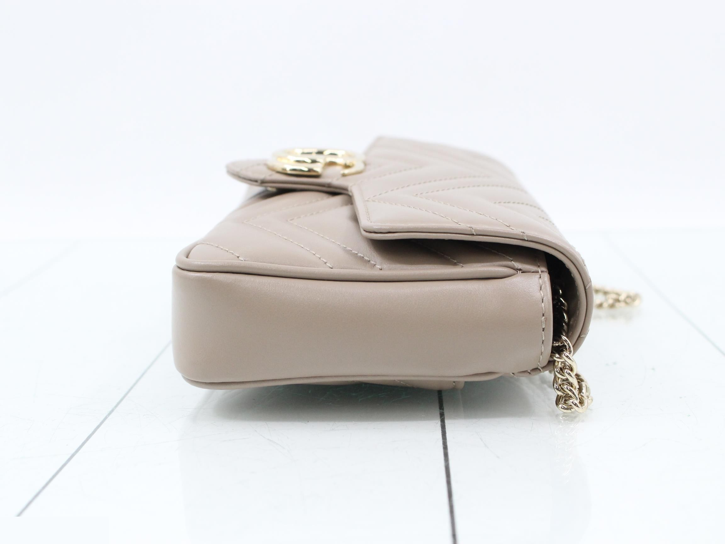 GG Marmont Chain Bag — view 3