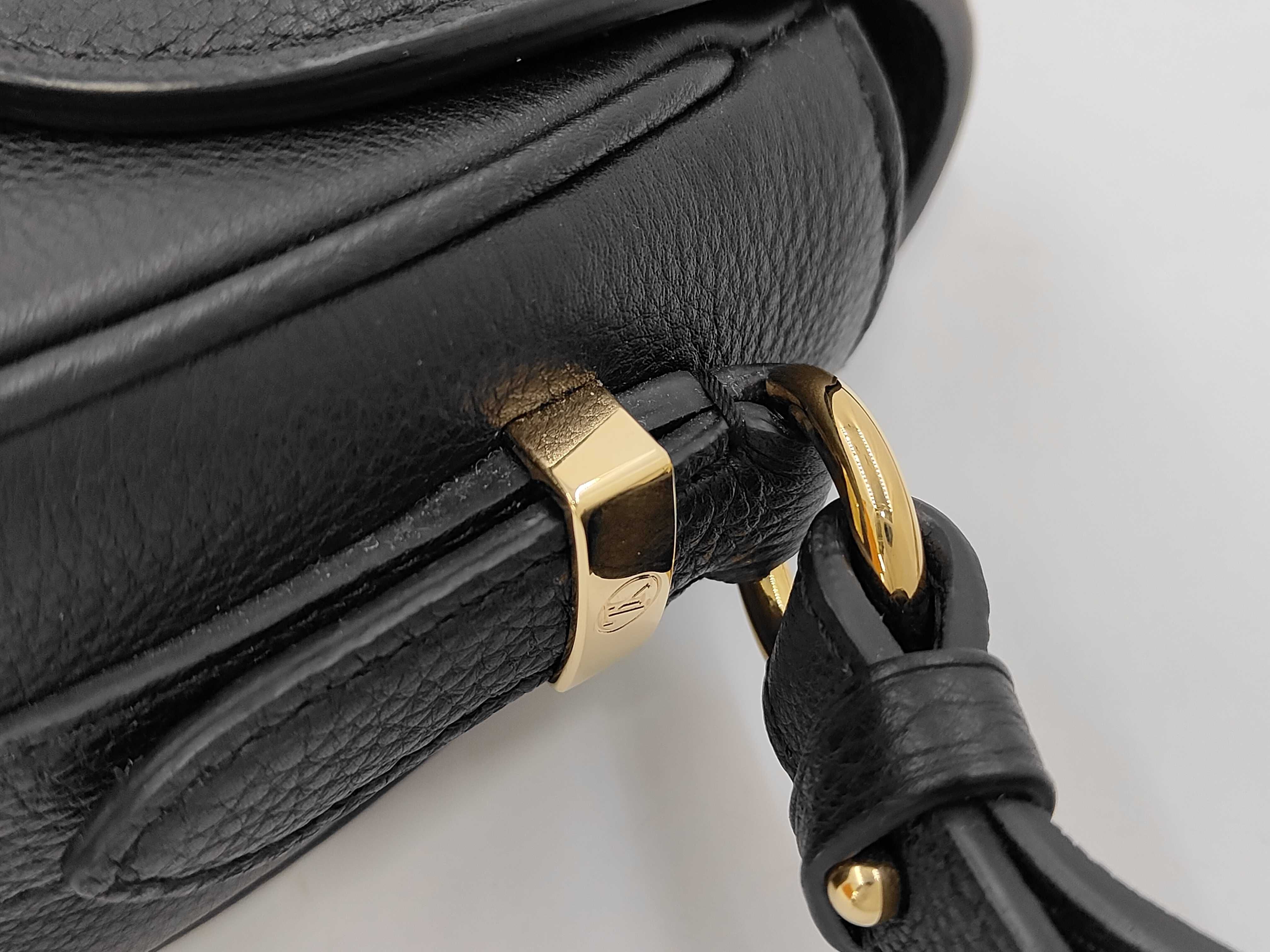 LV Logo Pont Neuf Soft PM M58727 IC Shoulder Bag — view 5