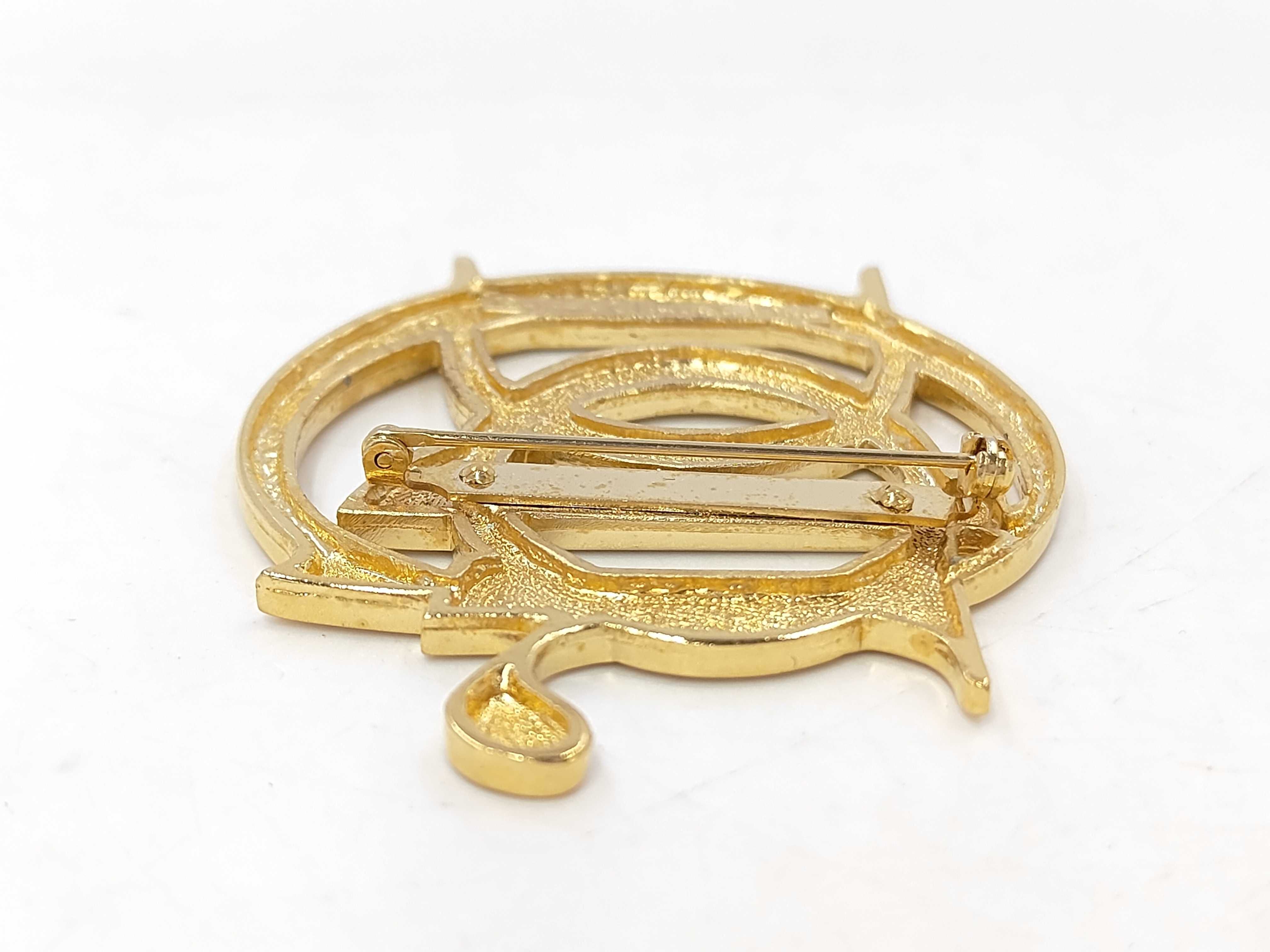 Brooch Logo GP Brooch — view 4