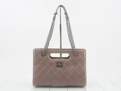 Matelassé (bag)