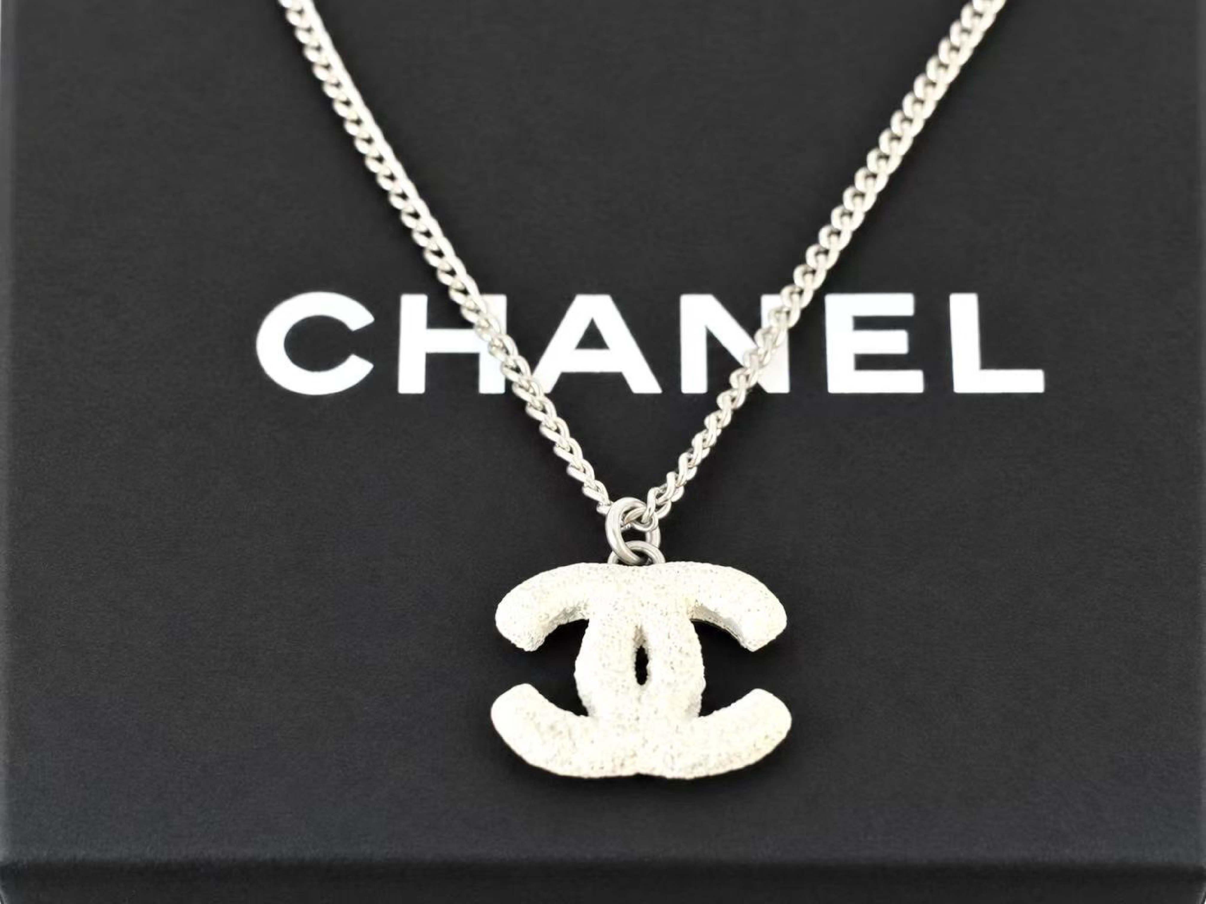 Coco Coral-Style Silver Necklace, 8.3g, Chain approx. 42cm. — view 2