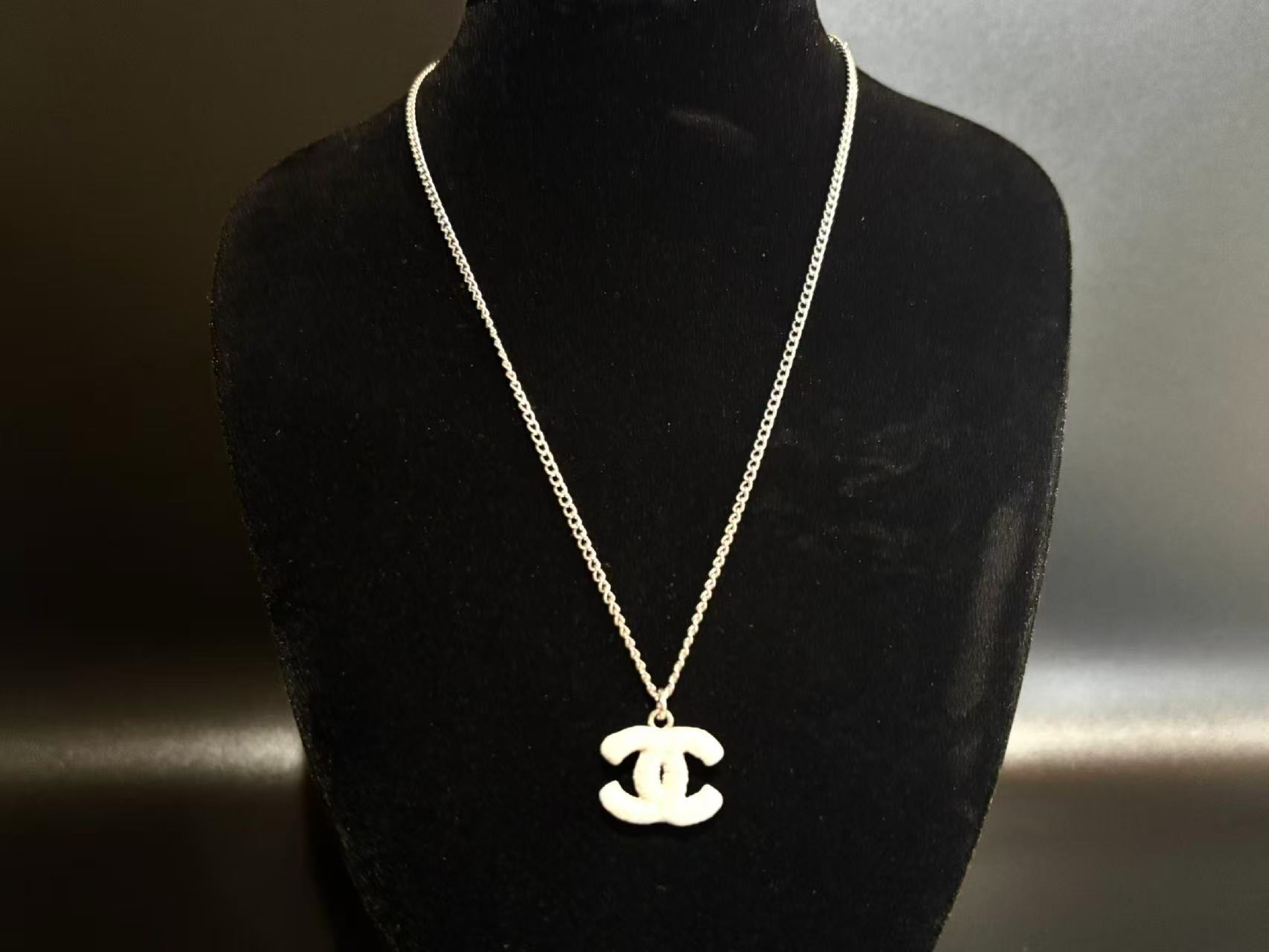 Coco Coral-Style Silver Necklace, 8.3g, Chain approx. 42cm. — view 3