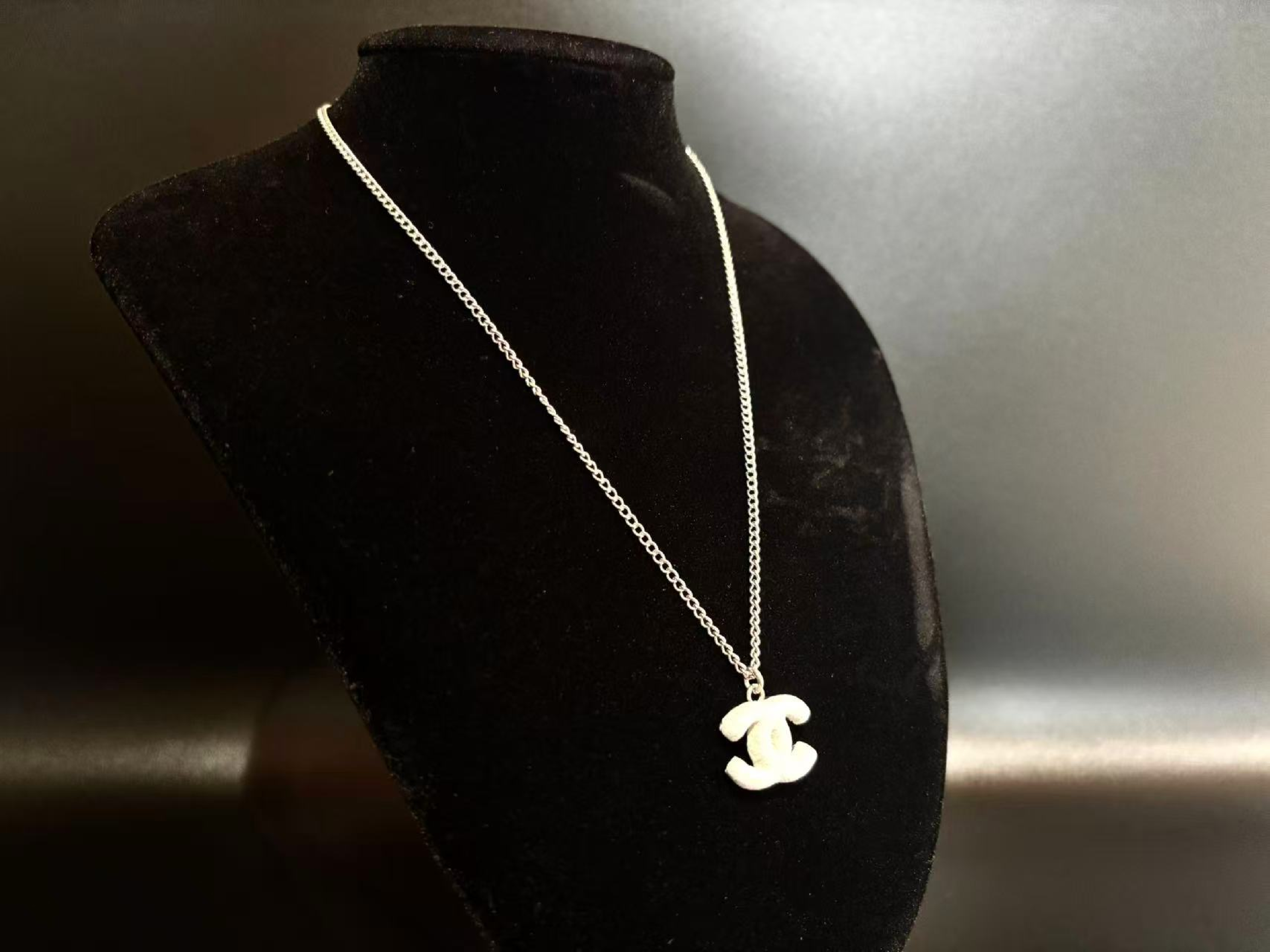 Coco Coral-Style Silver Necklace, 8.3g, Chain approx. 42cm. — view 4