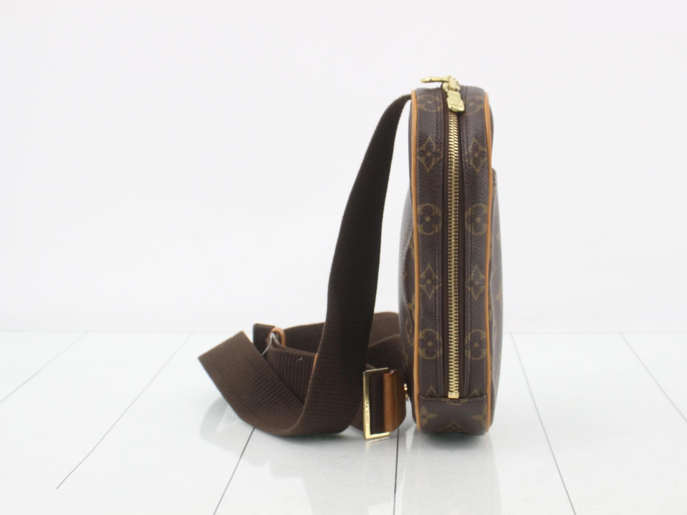 Pochette Gange — view 4