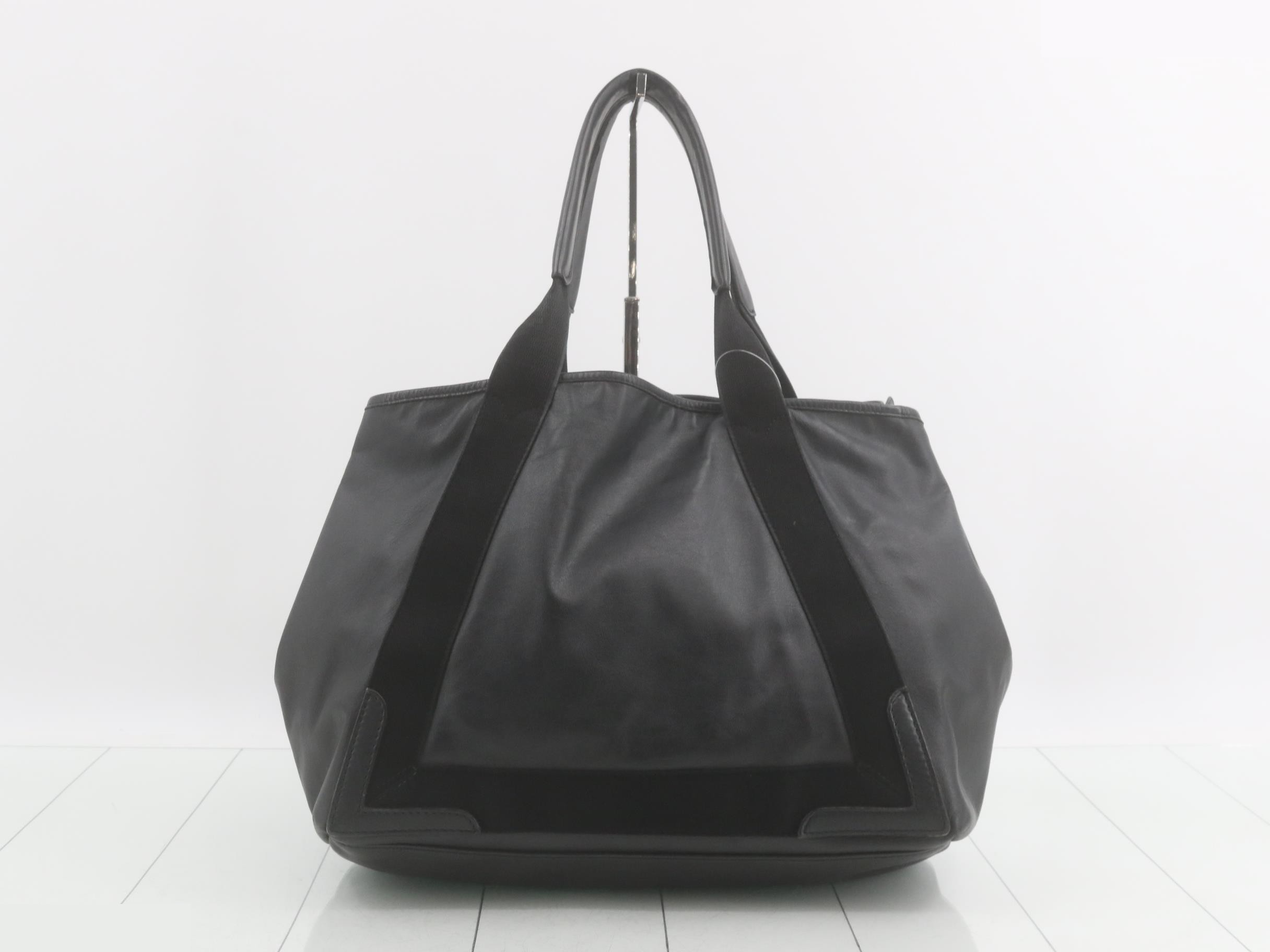 Navy Cabas M (with pouch) — view 2