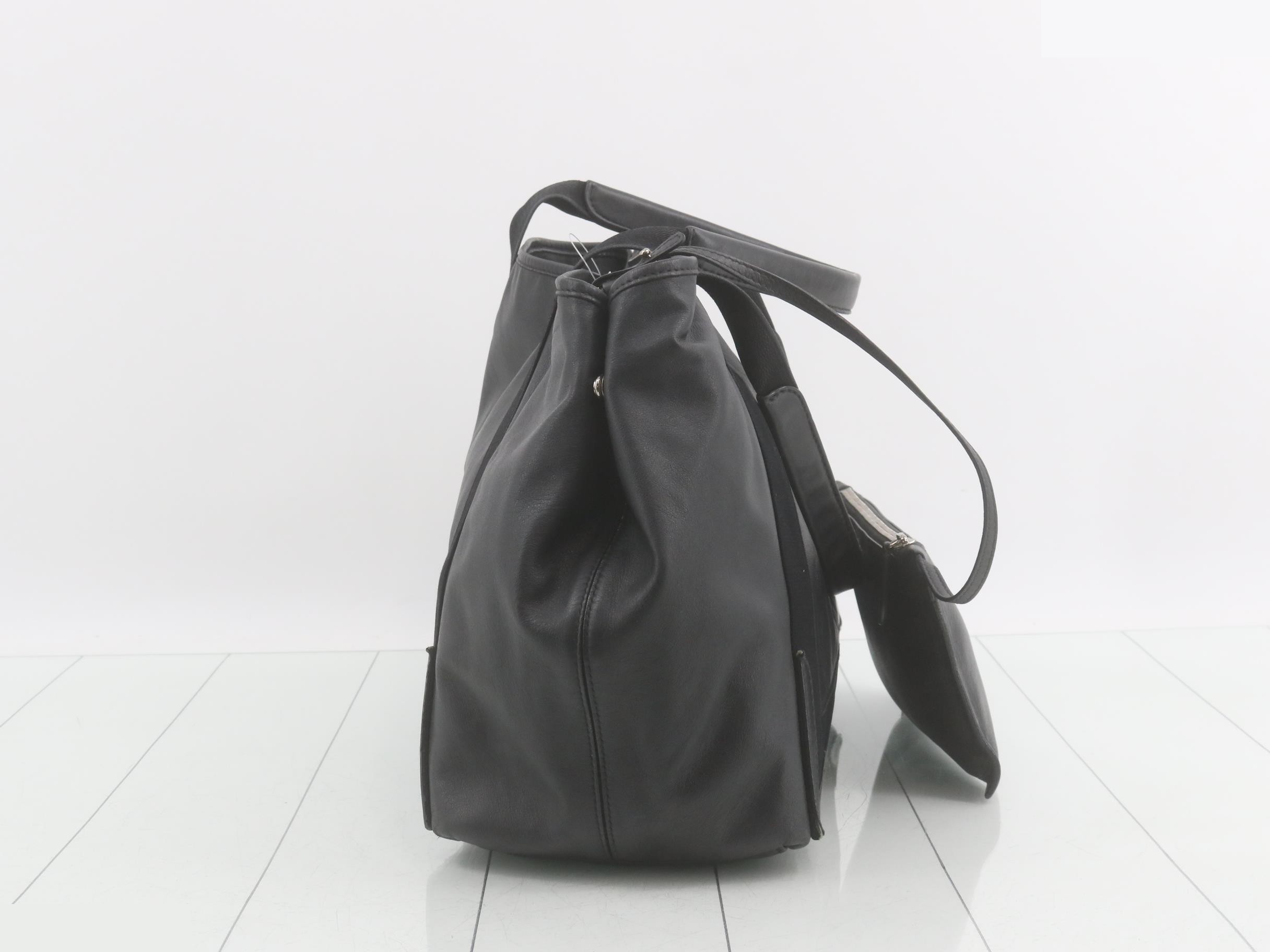 Navy Cabas M (with pouch) — view 4