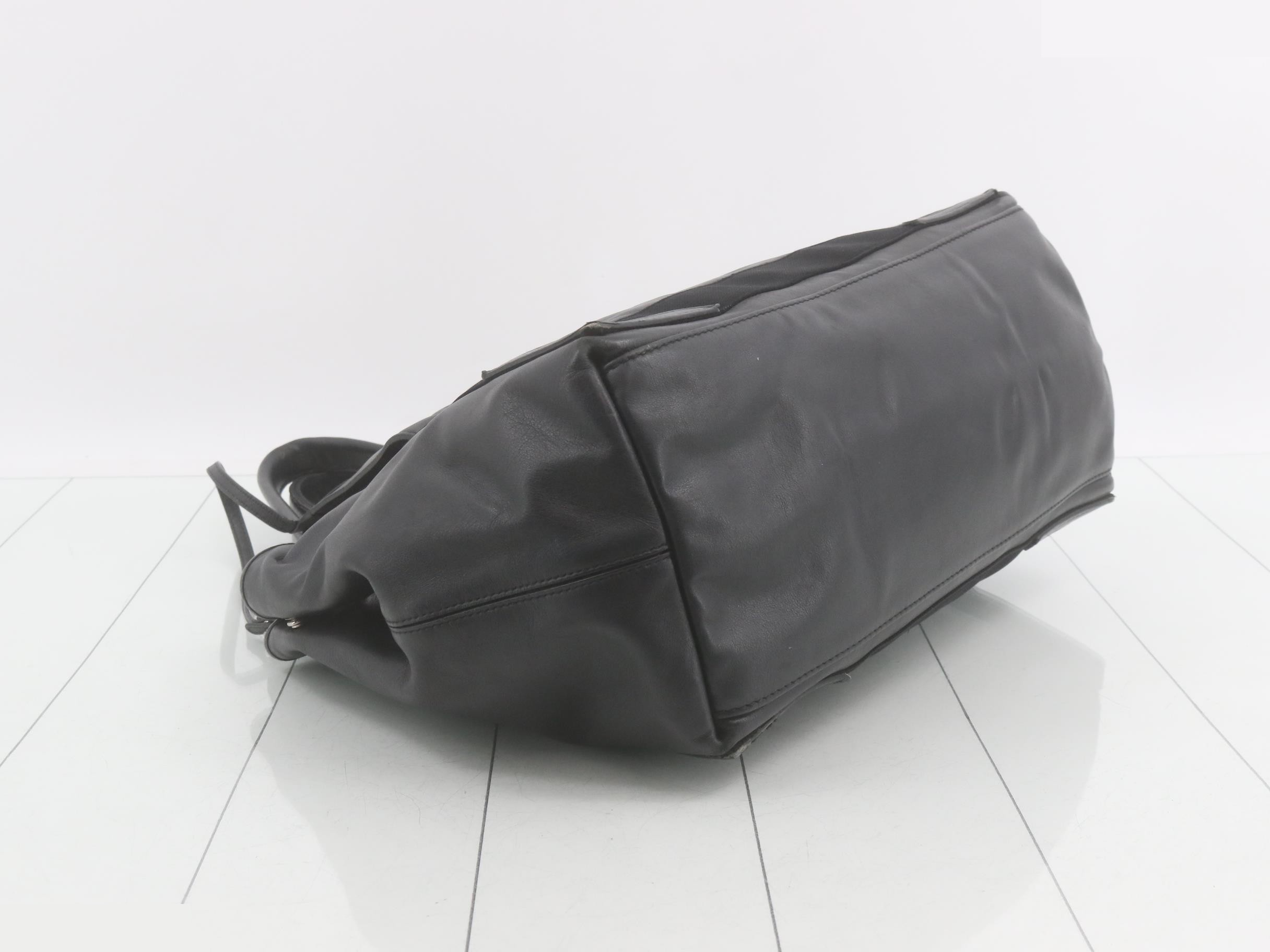 Navy Cabas M (with pouch) — view 5