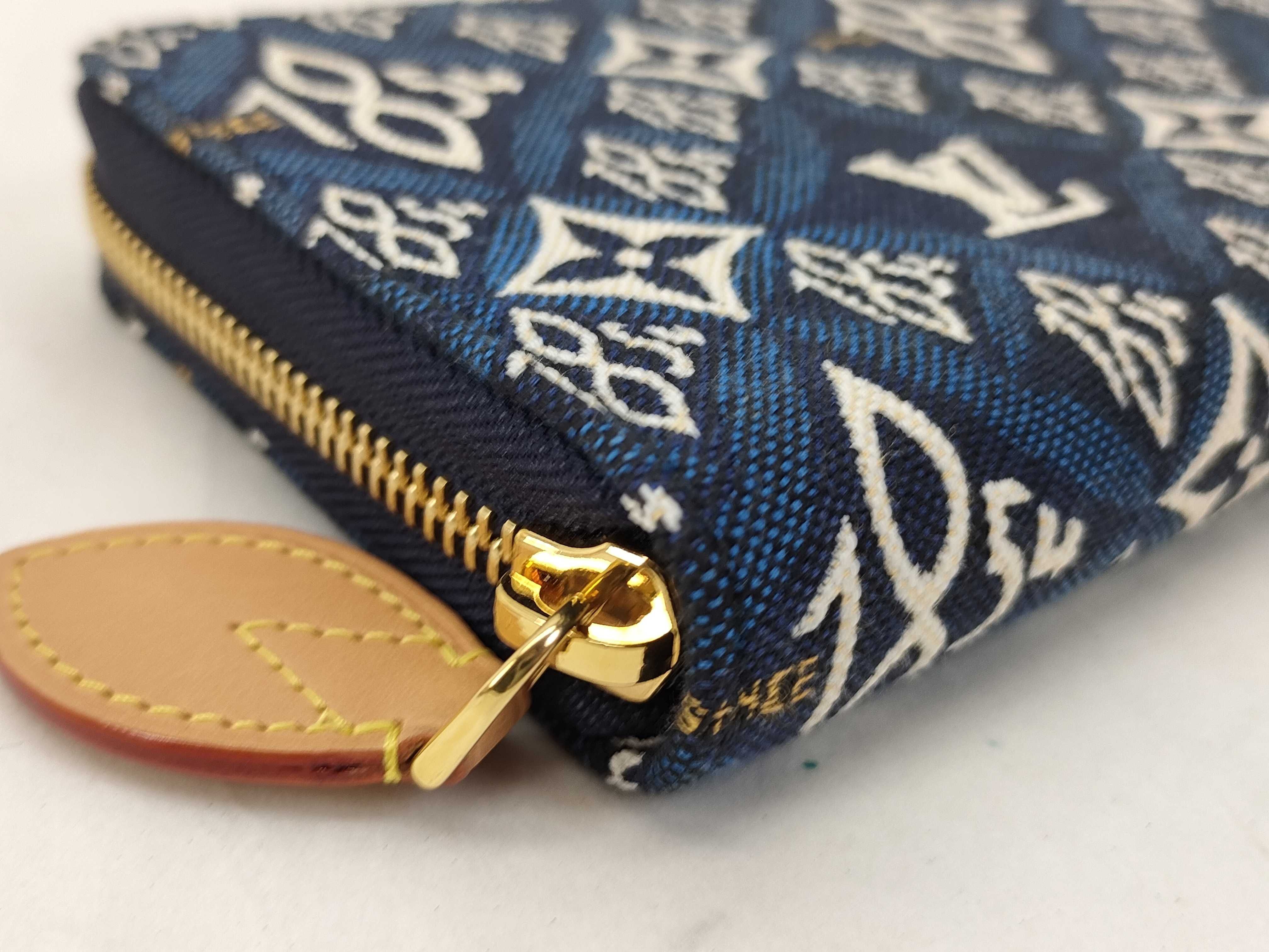 Zippy Wallet Since 1854 M80212 Wallet — view 3