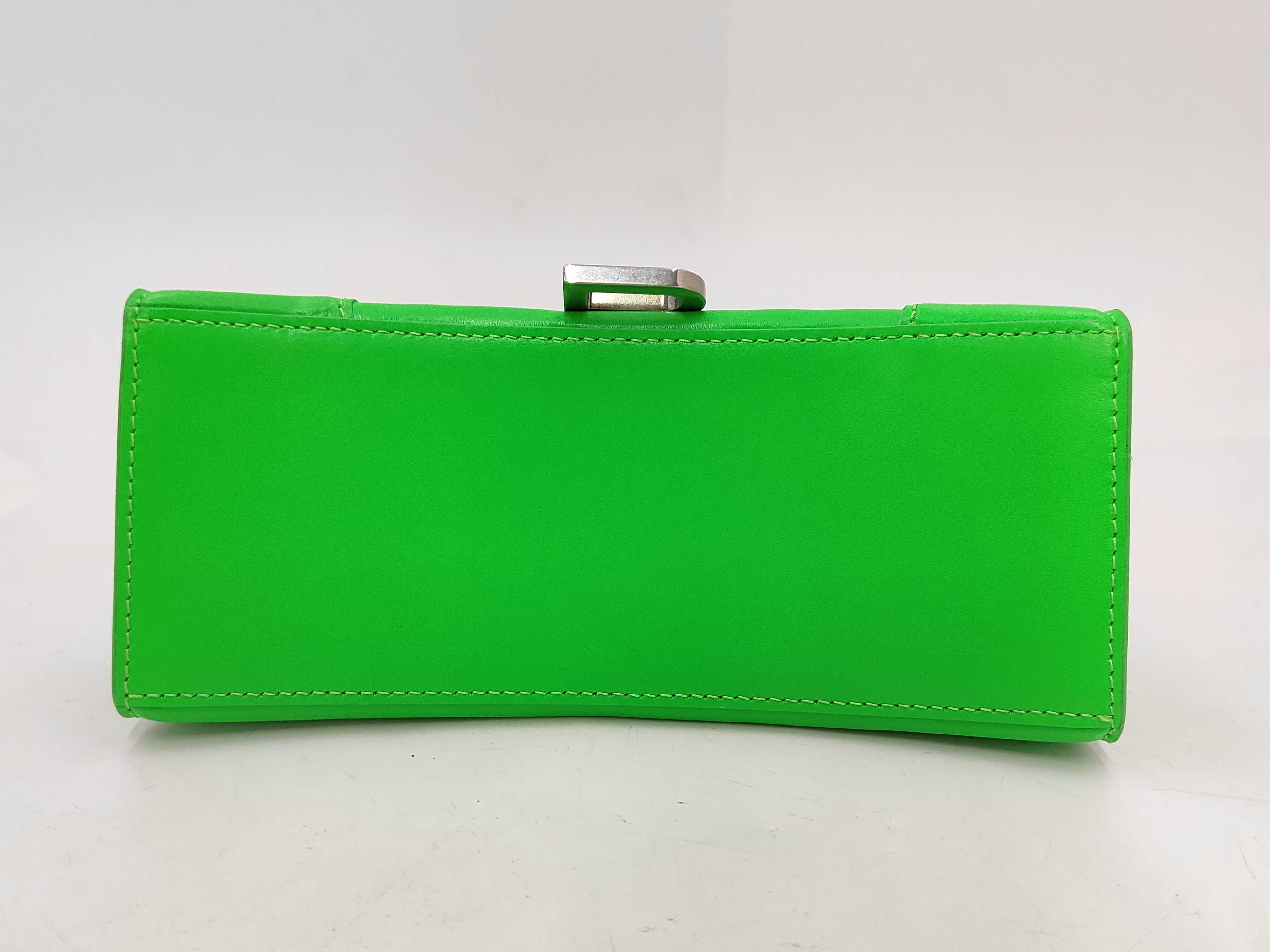 Hourglass 2-Way Handbag — view 3
