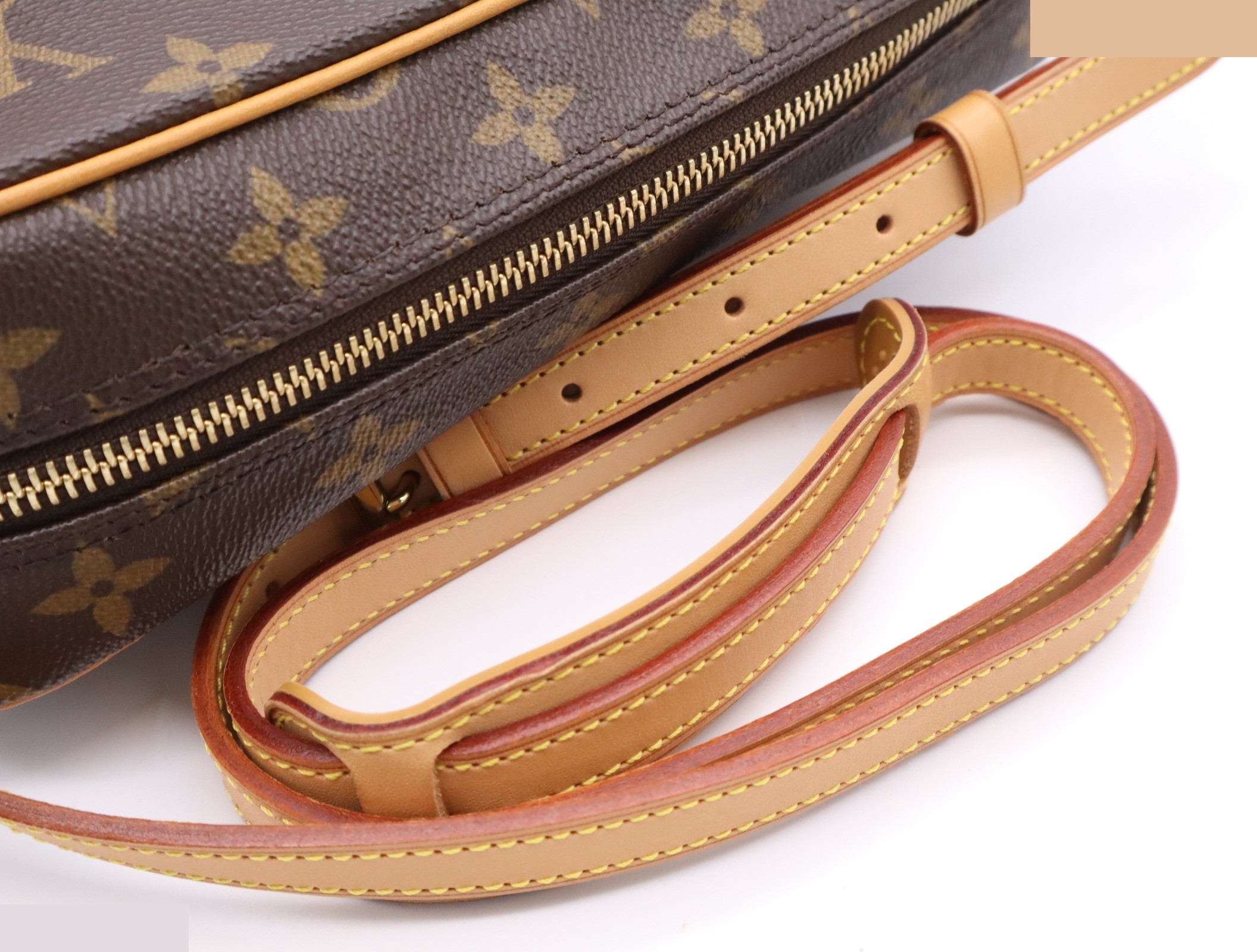 Trocadero PM with storage bag — view 6