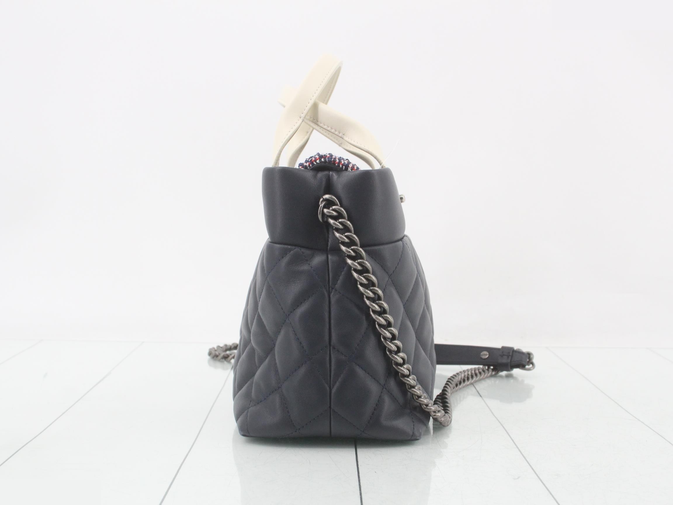 Matelassé handbag/shoulder bag (2-way) — view 4