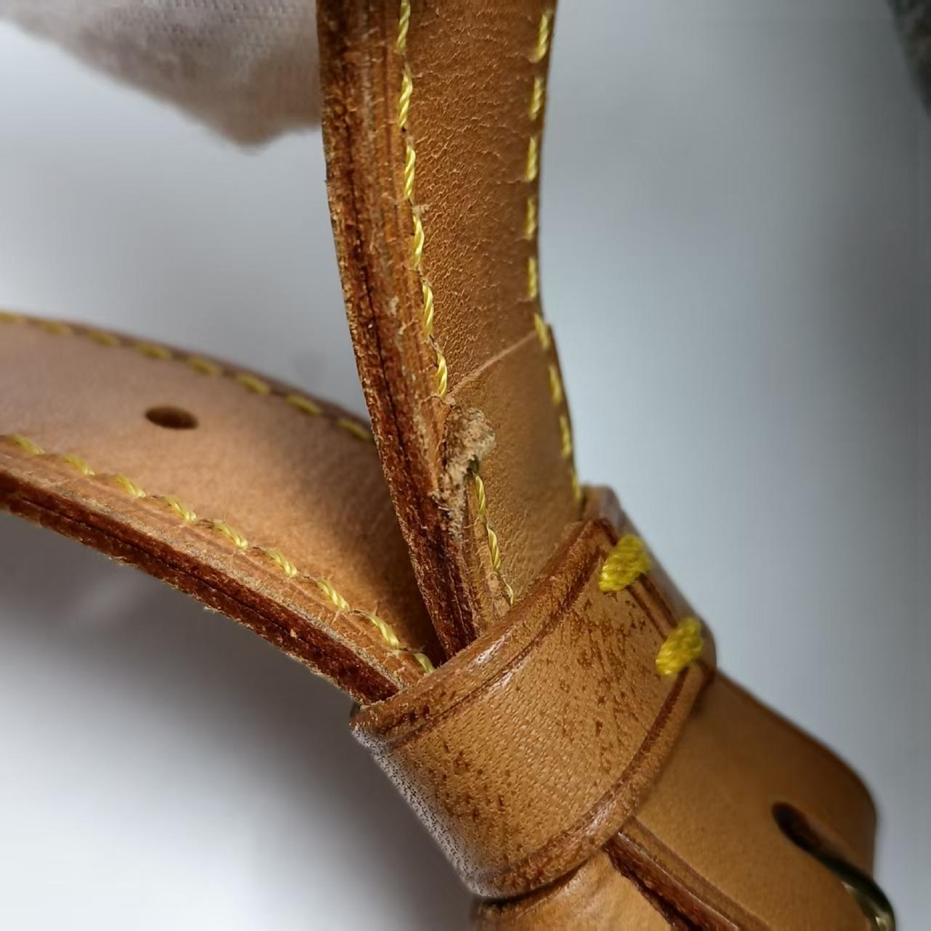 Saumur Shoulder Bag — view 14