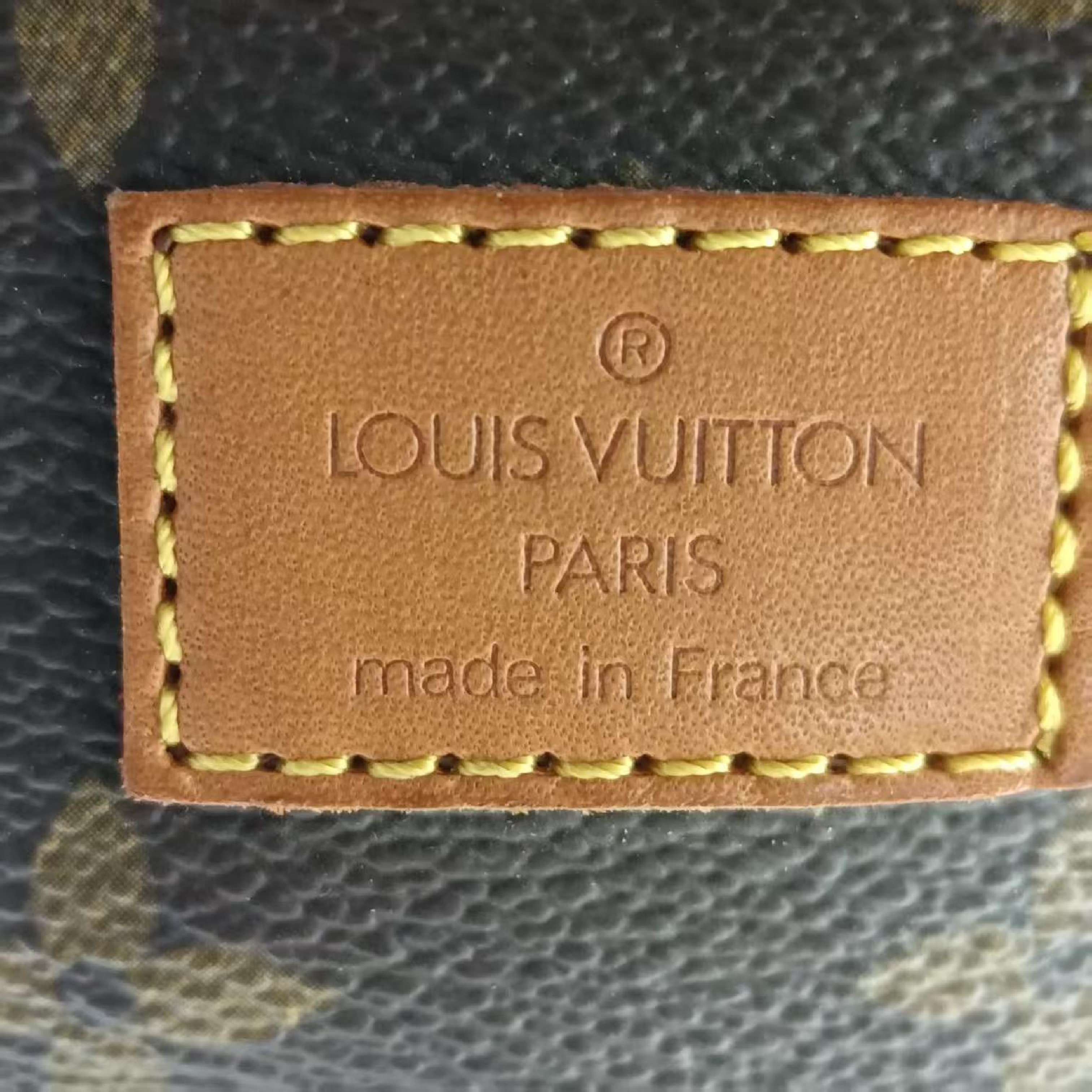 Saumur Shoulder Bag — view 10