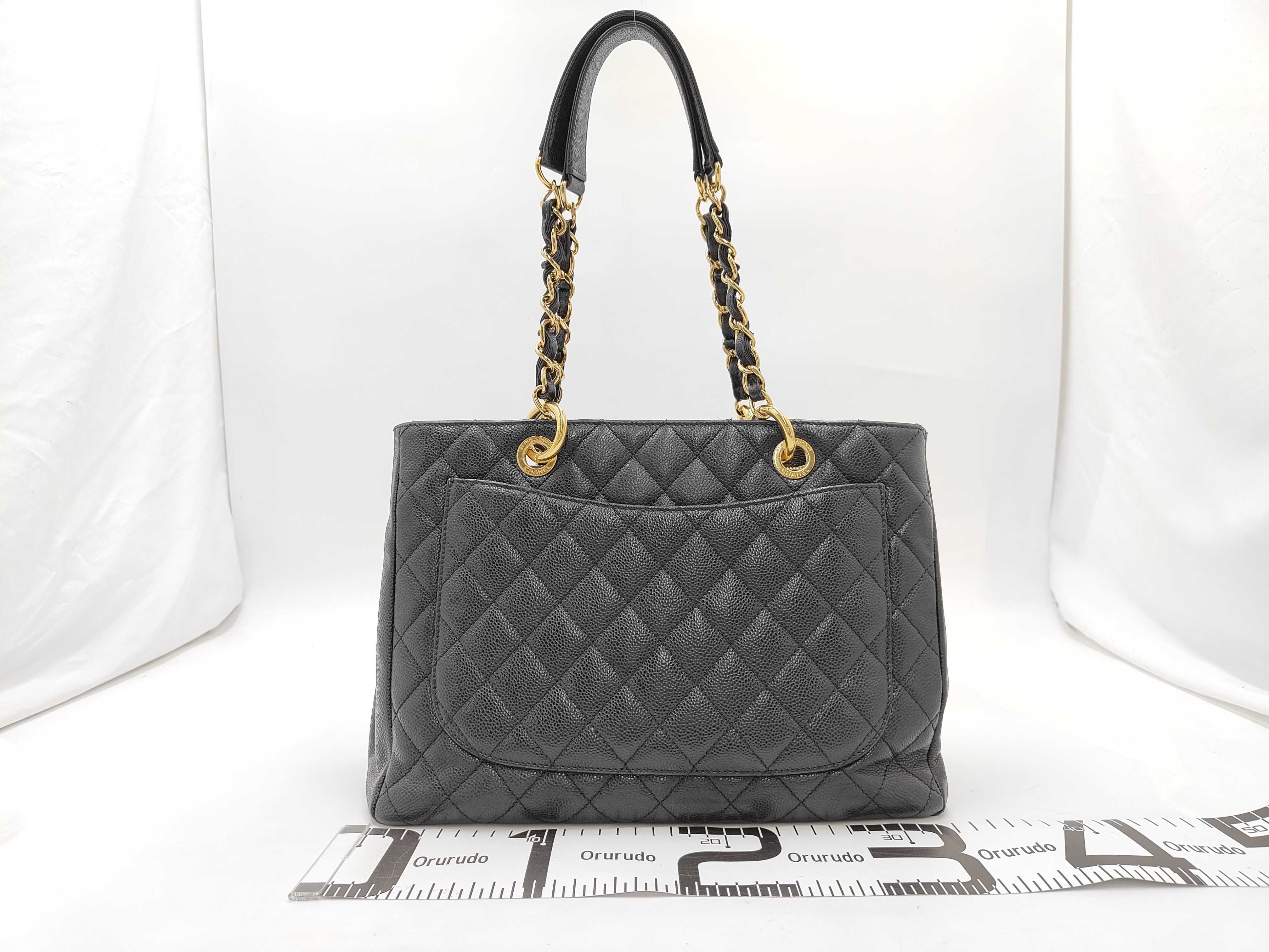 Caviar Skin GST Tote Bag, with seal and card, serial number in the 14 range. — view 2