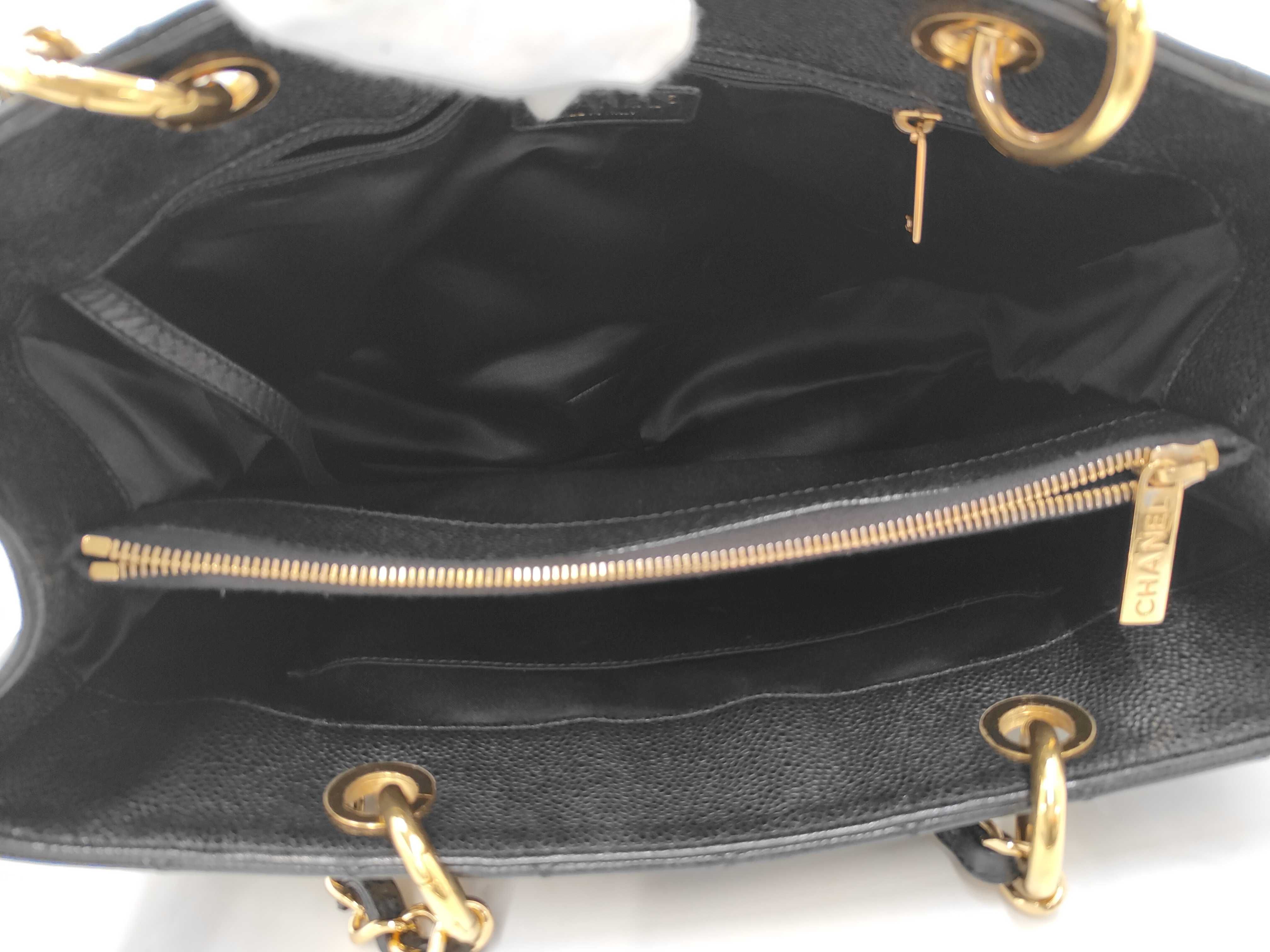 Caviar Skin GST Tote Bag, with seal and card, serial number in the 14 range. — view 8