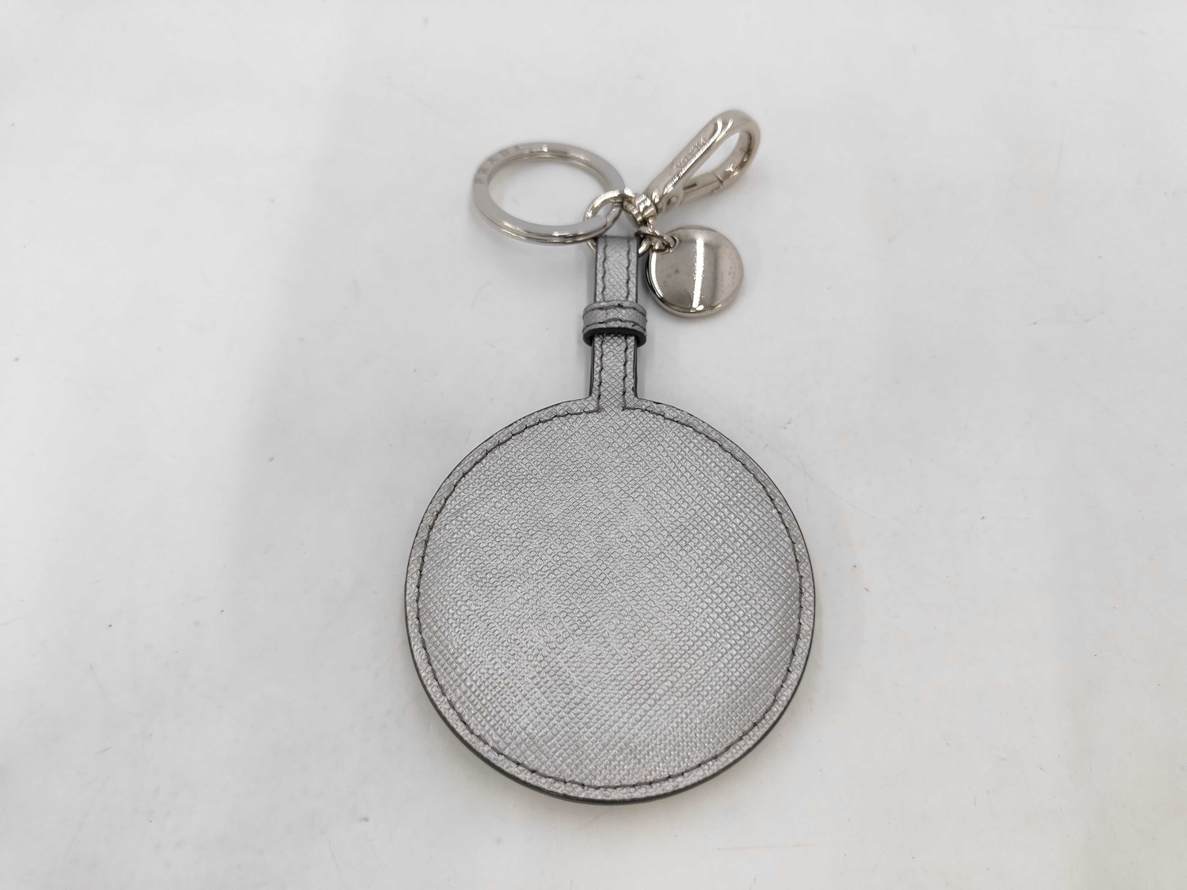 Keyring — view 2