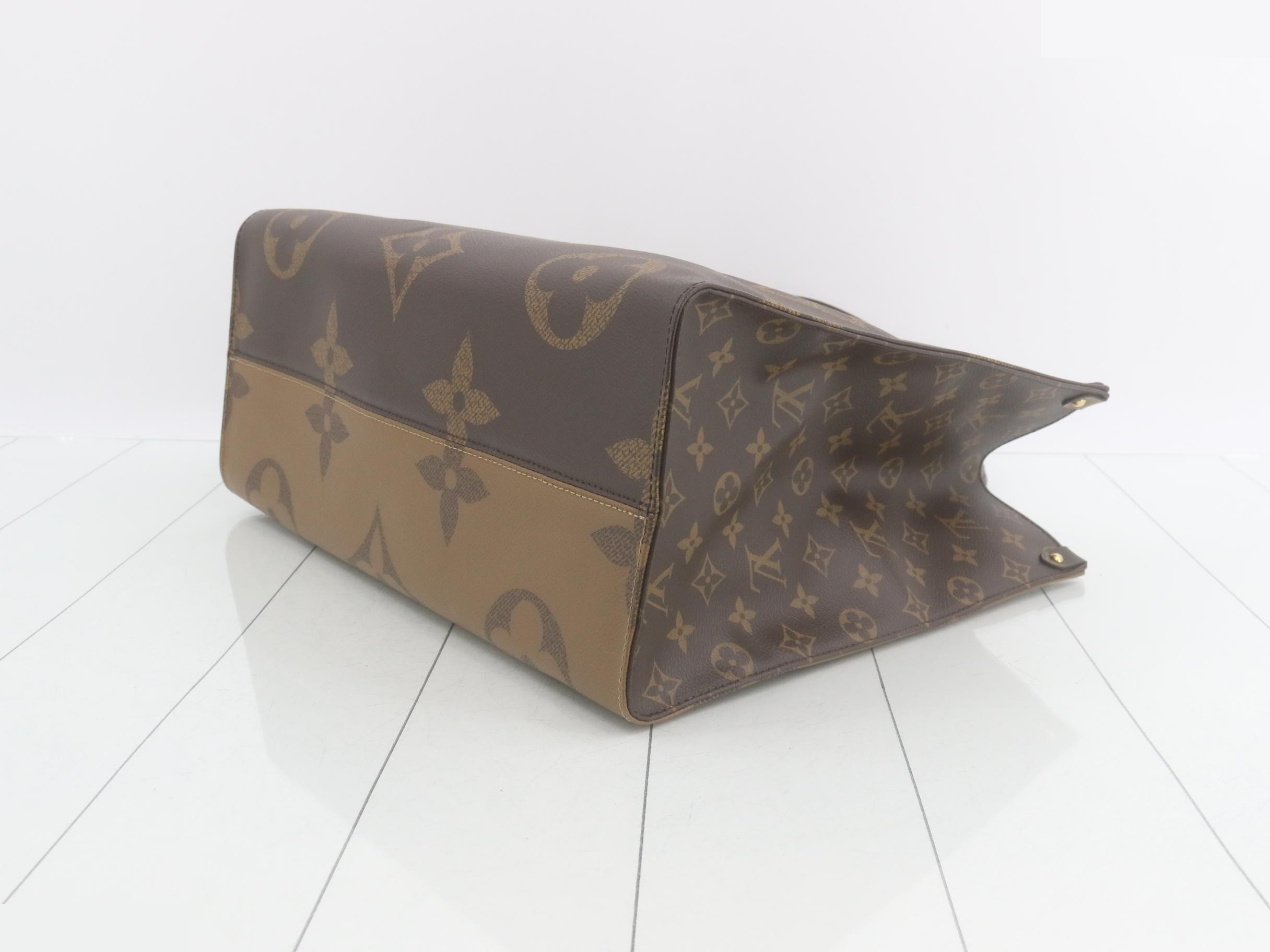 Monogram Giant Reverse OnTheGo GM 2-Way Tote Bag — view 6