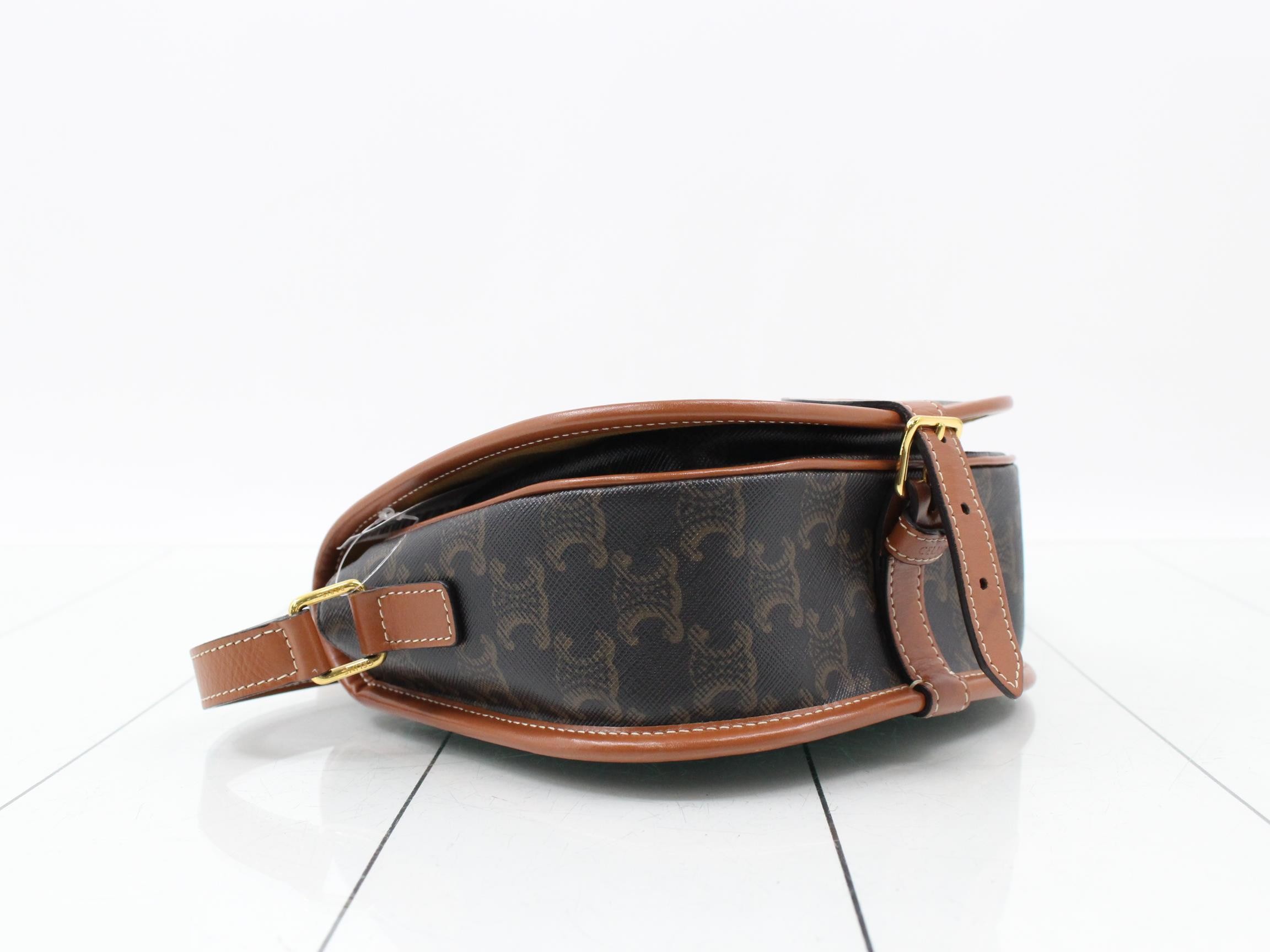 Triomphe Shoulder Bag — view 5