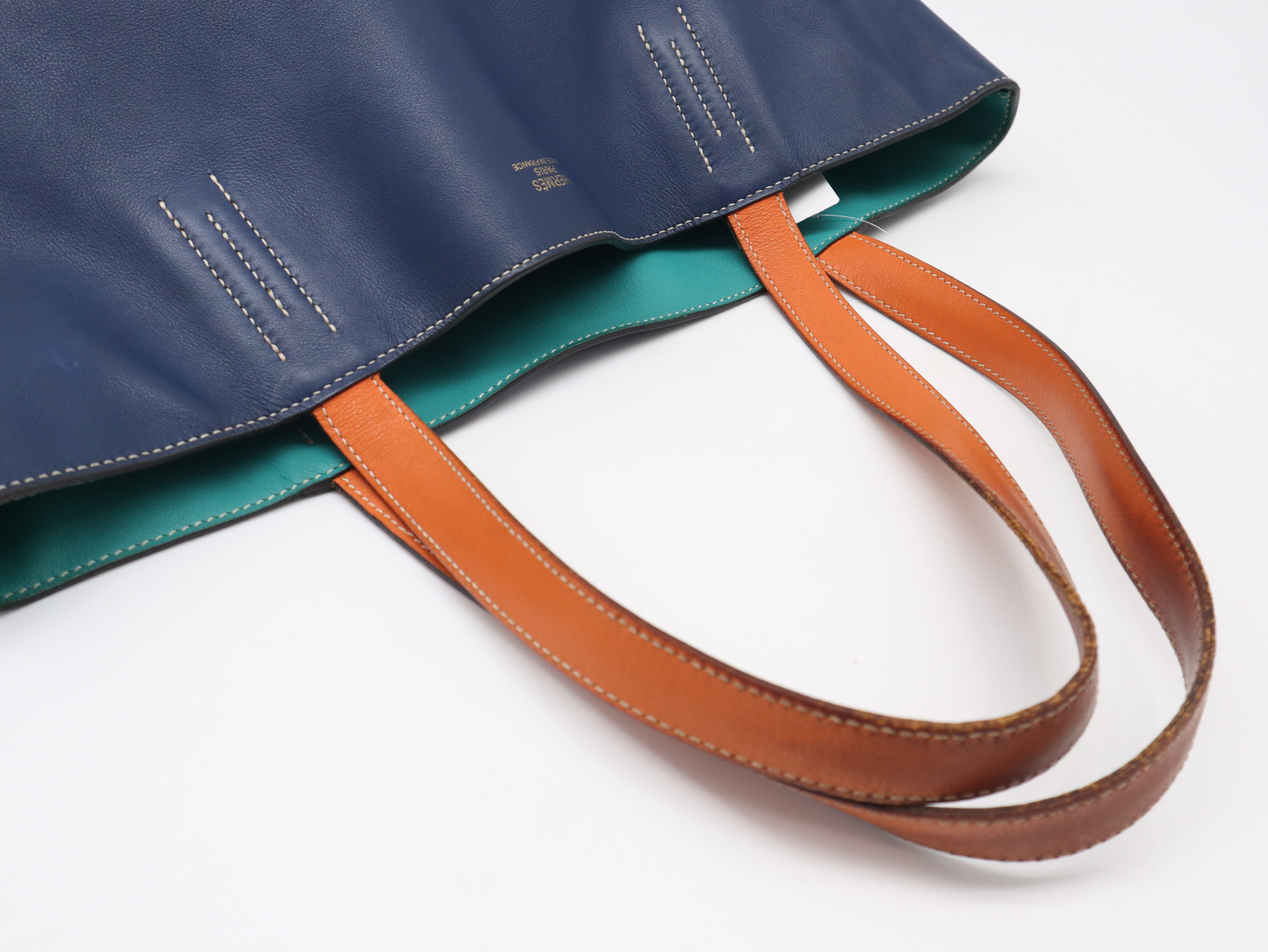 Double Sens 36 Tote Bag, A-stamp, Leather, Reversible, Navy Green Orange Tote Bag — view 6
