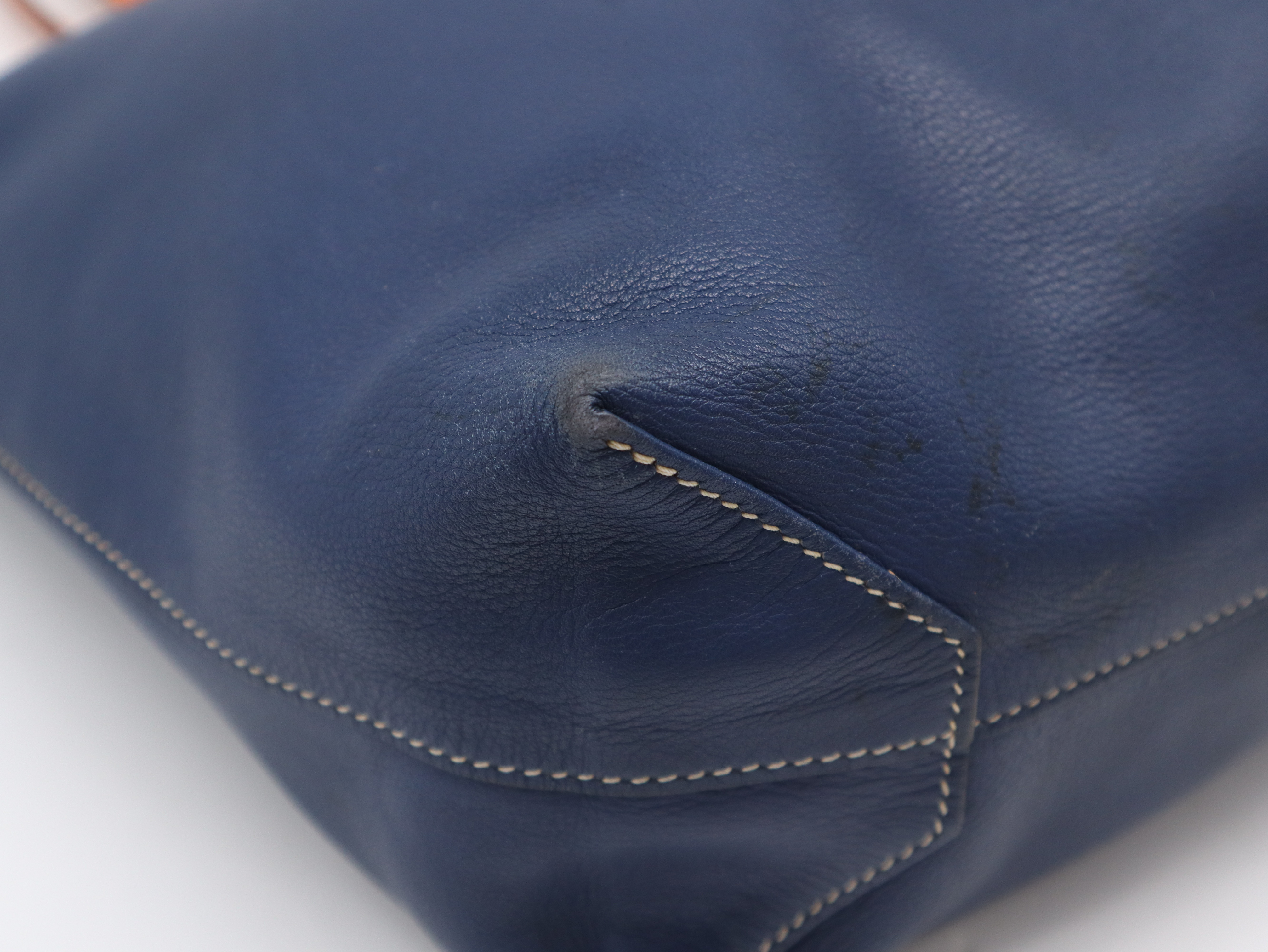 Double Sens 36 Tote Bag, A-stamp, Leather, Reversible, Navy Green Orange Tote Bag — view 9