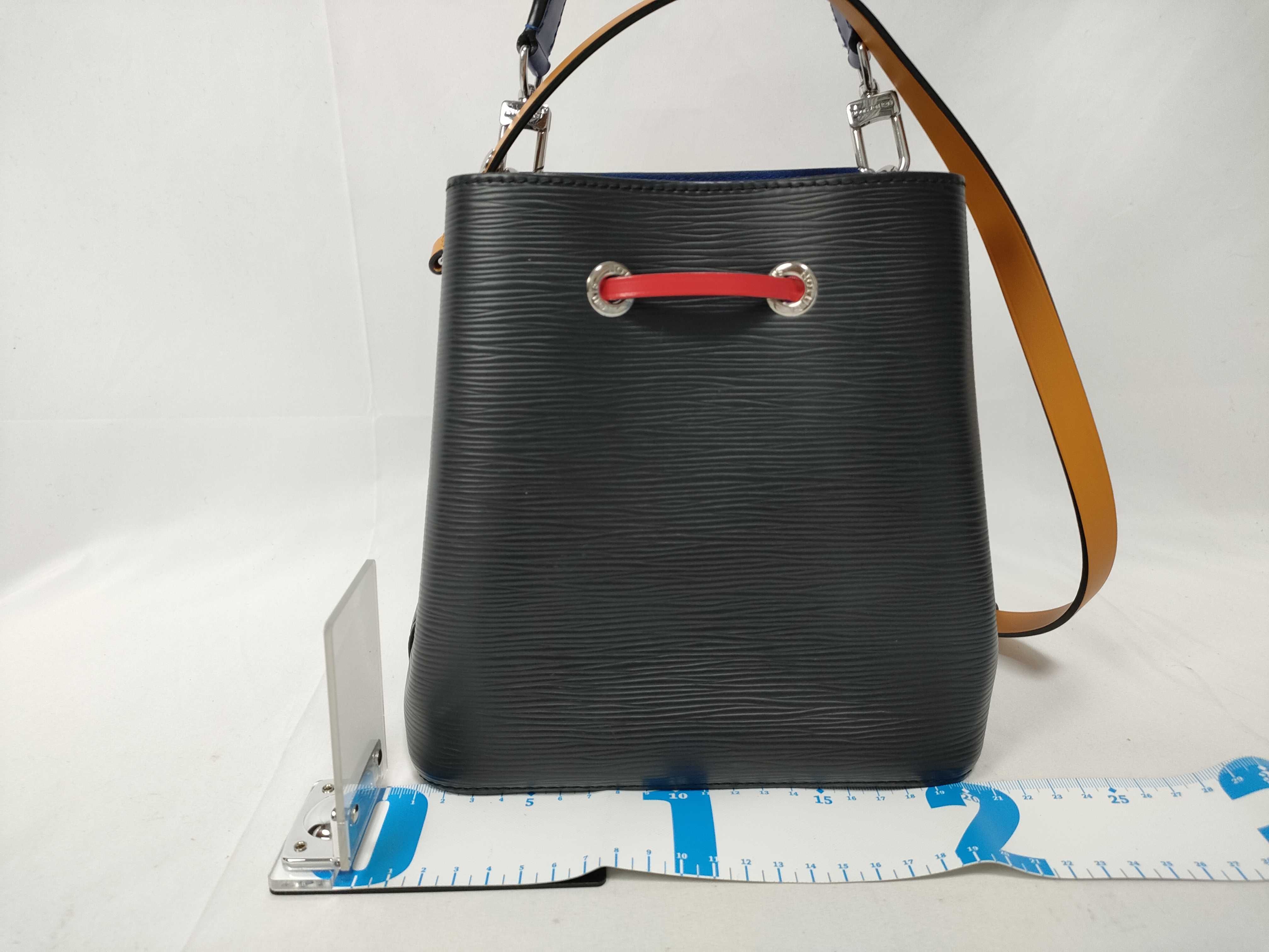 Epi Neo Noe BB Noir Saffron Shoulder Bag — view 2