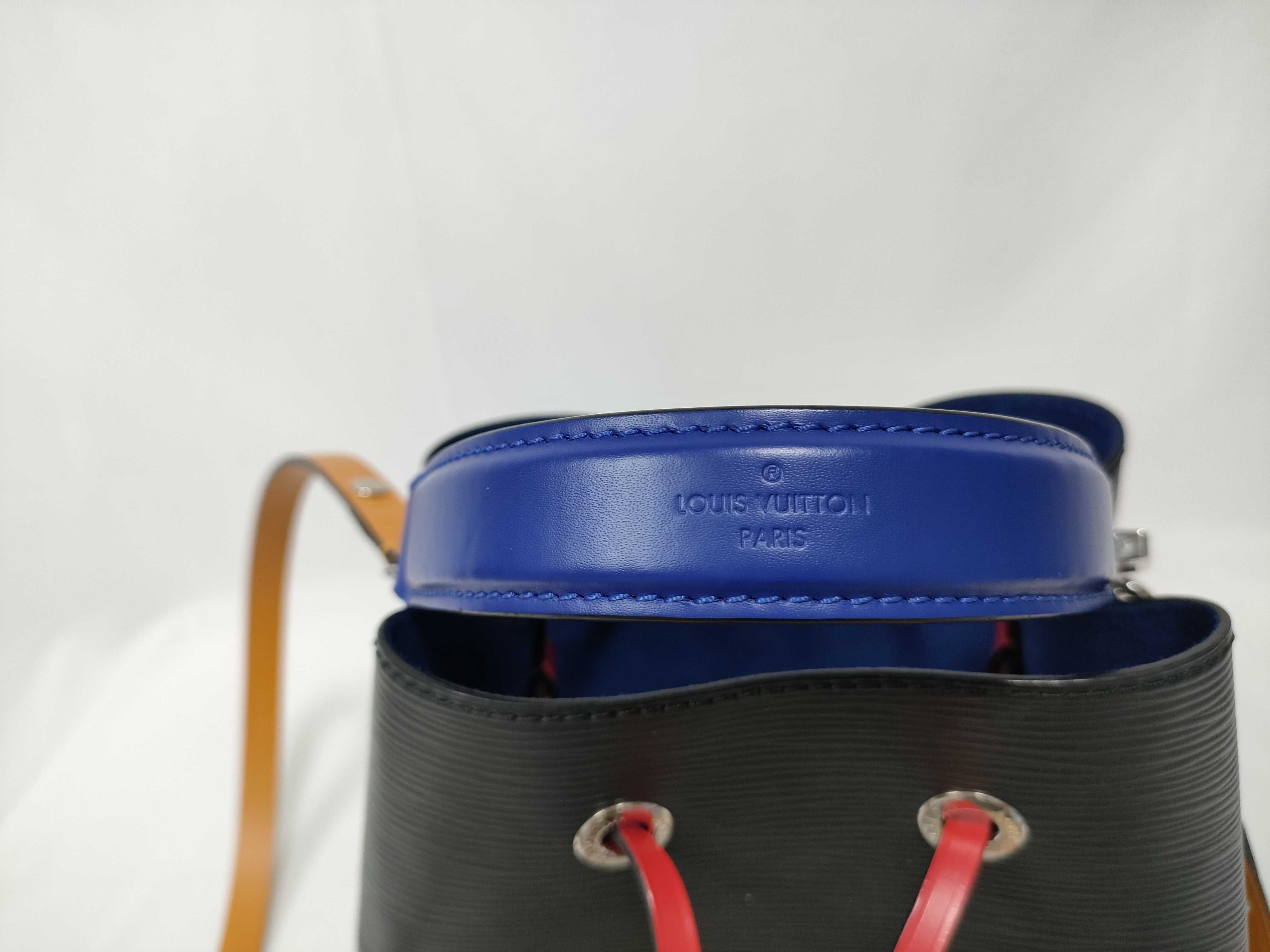 Epi Neo Noe BB Noir Saffron Shoulder Bag — view 13