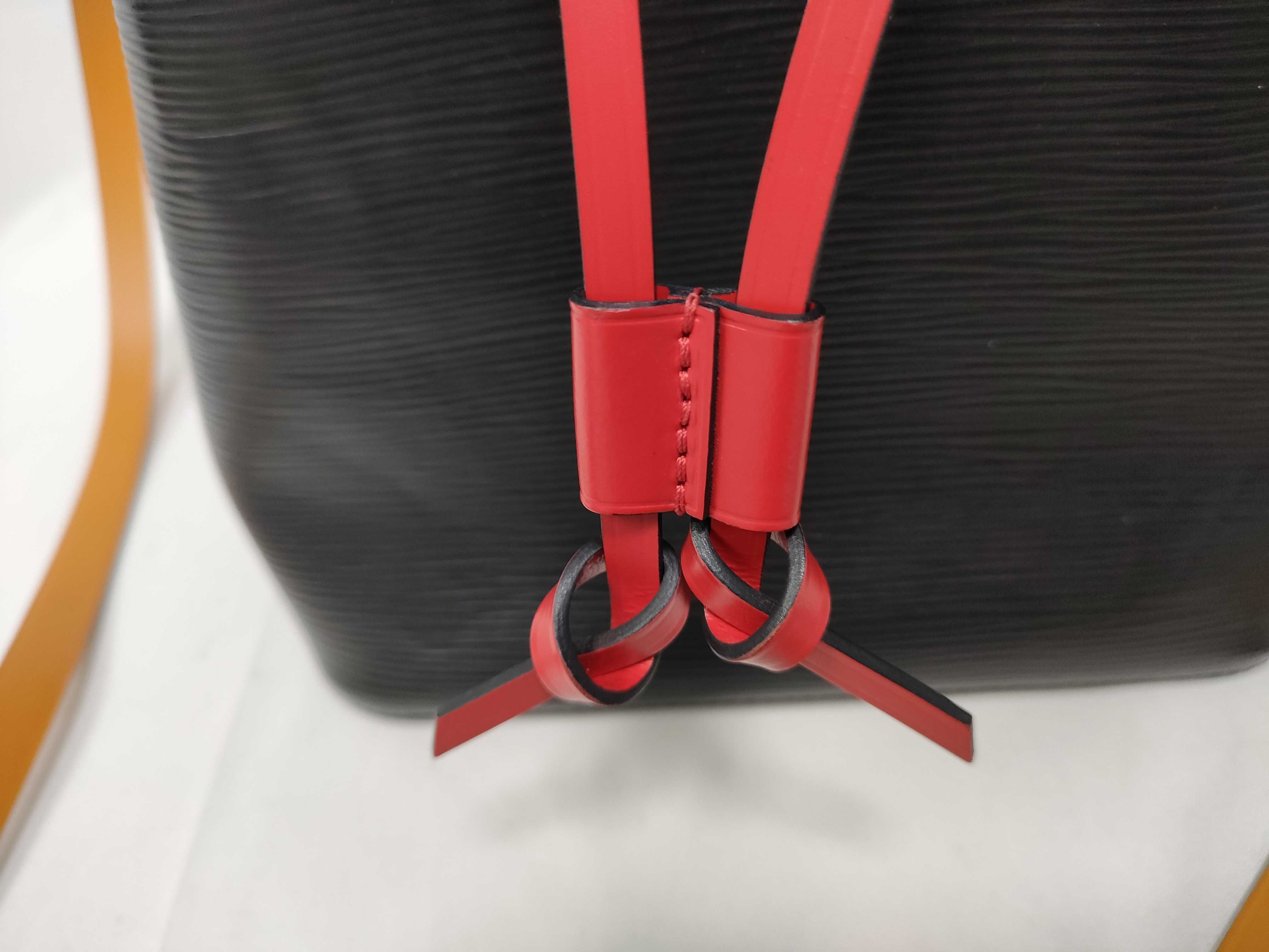 Epi Neo Noe BB Noir Saffron Shoulder Bag — view 14
