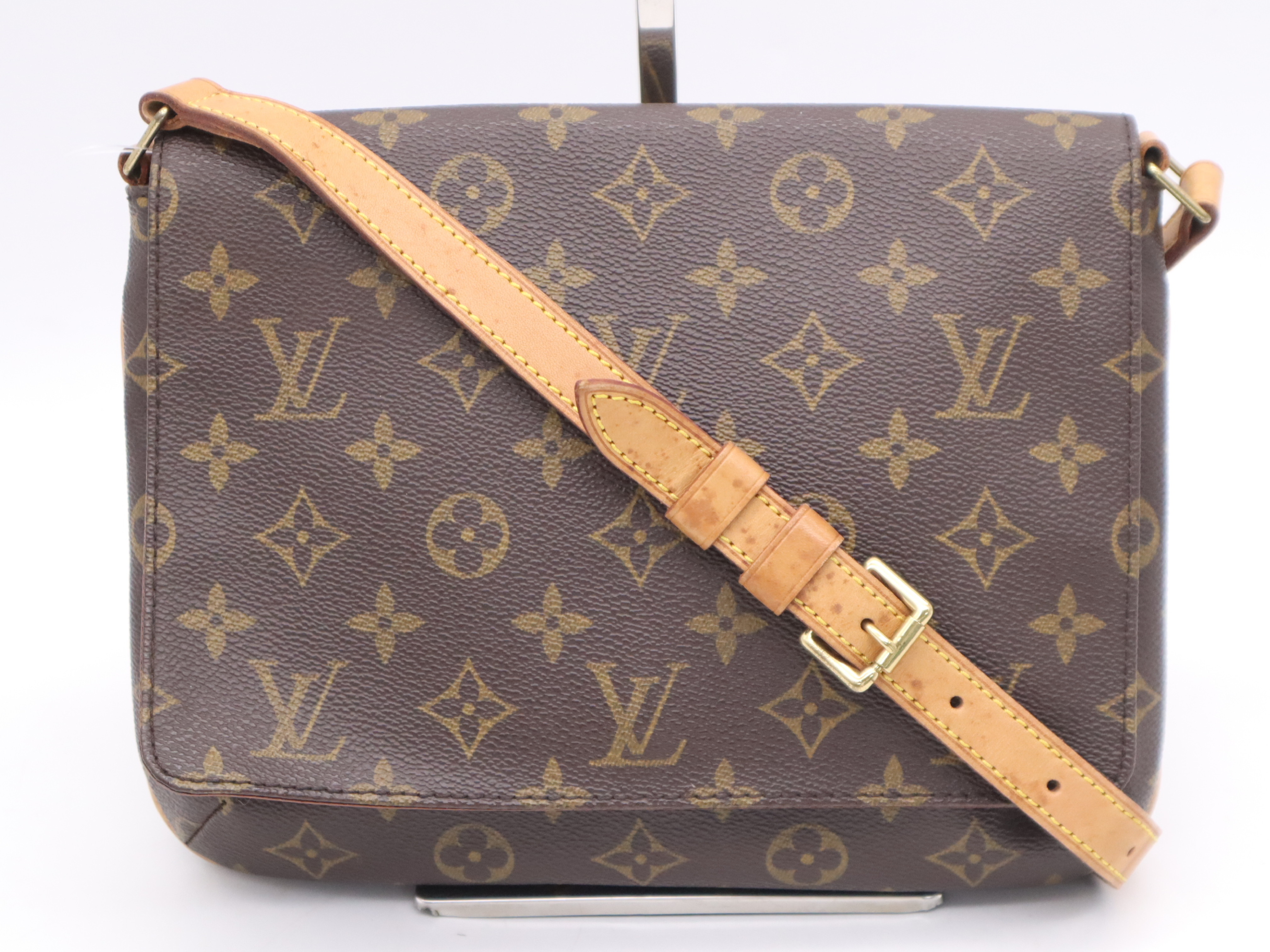 M51257 Monogram Musette Tango Short Shoulder Bag