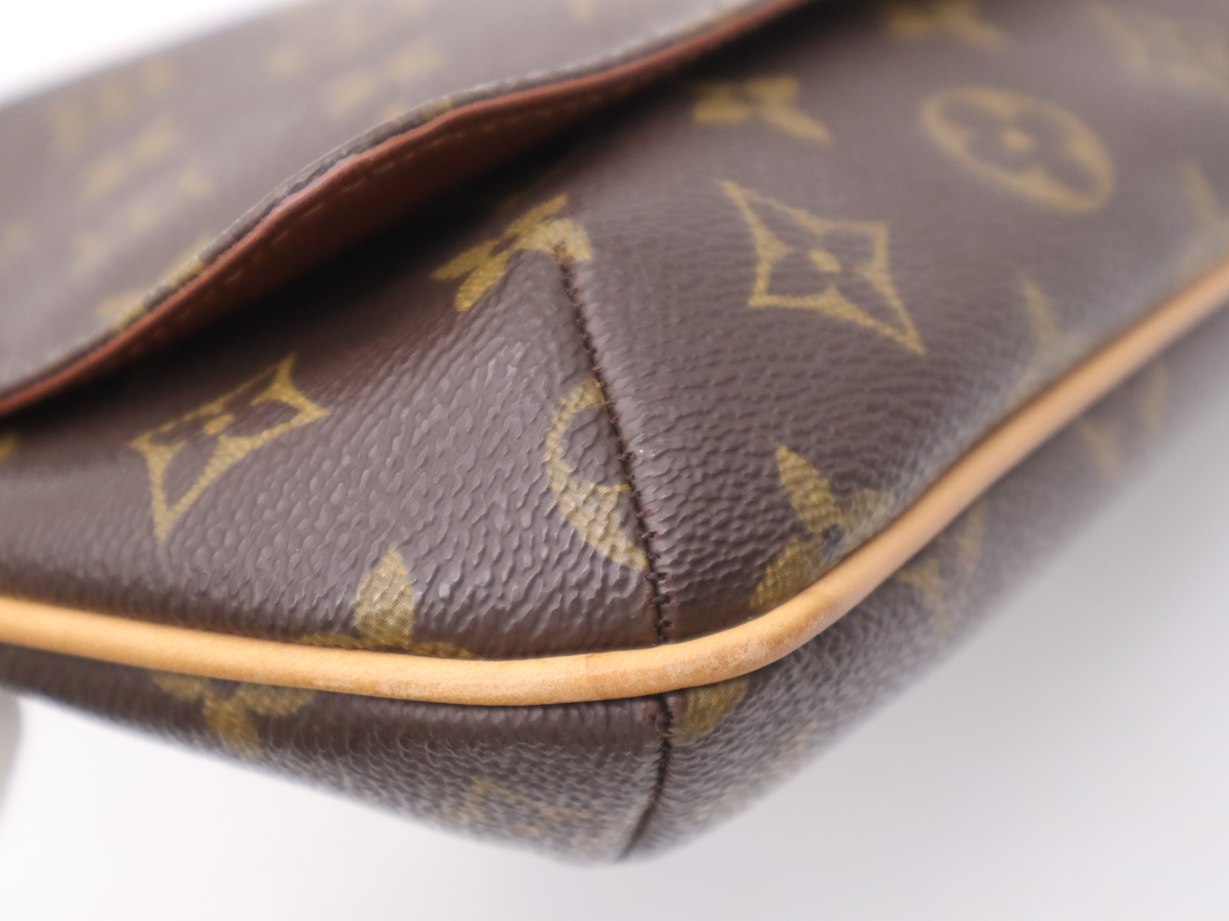 M51257 Monogram Musette Tango Short Shoulder Bag — view 11