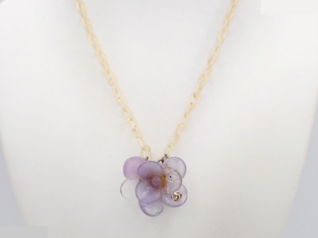Camellia necklace, chain approximately 44cm — view 3