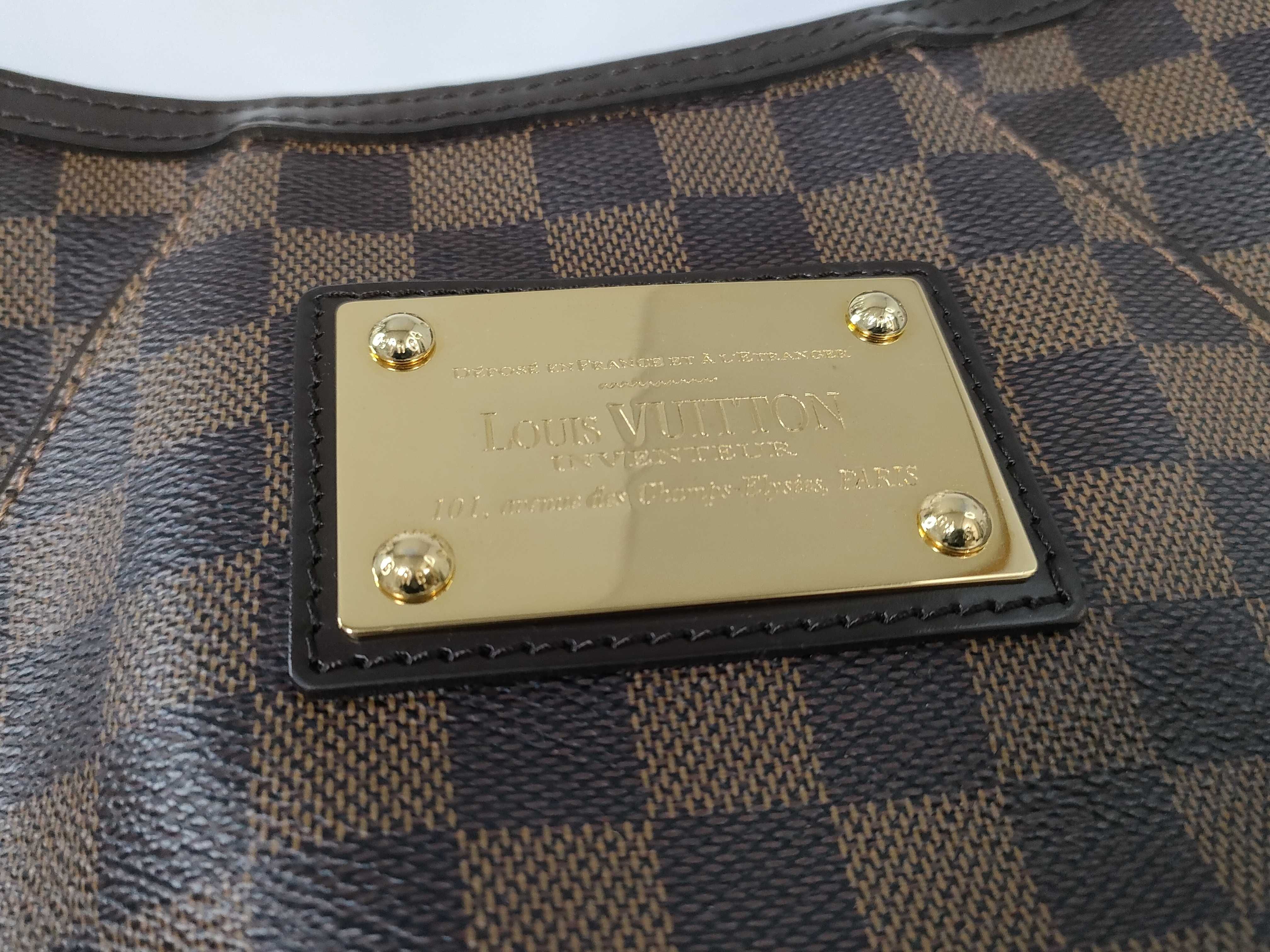 Damier Thames PM Shoulder Bag N48180 AR3059 (VO8571) Shoulder Bag — view 14