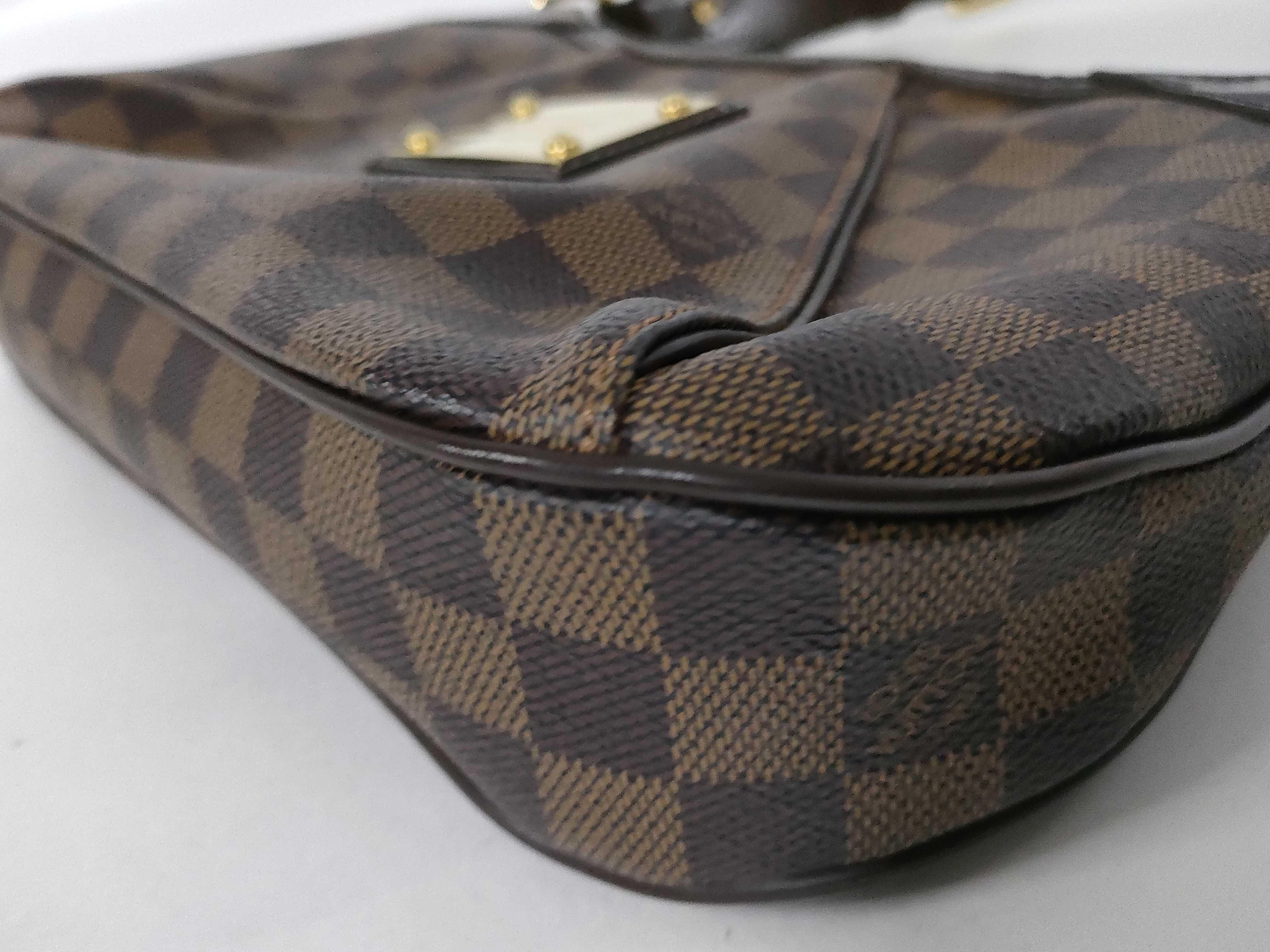 Damier Thames PM Shoulder Bag N48180 AR3059 (VO8571) Shoulder Bag — view 6