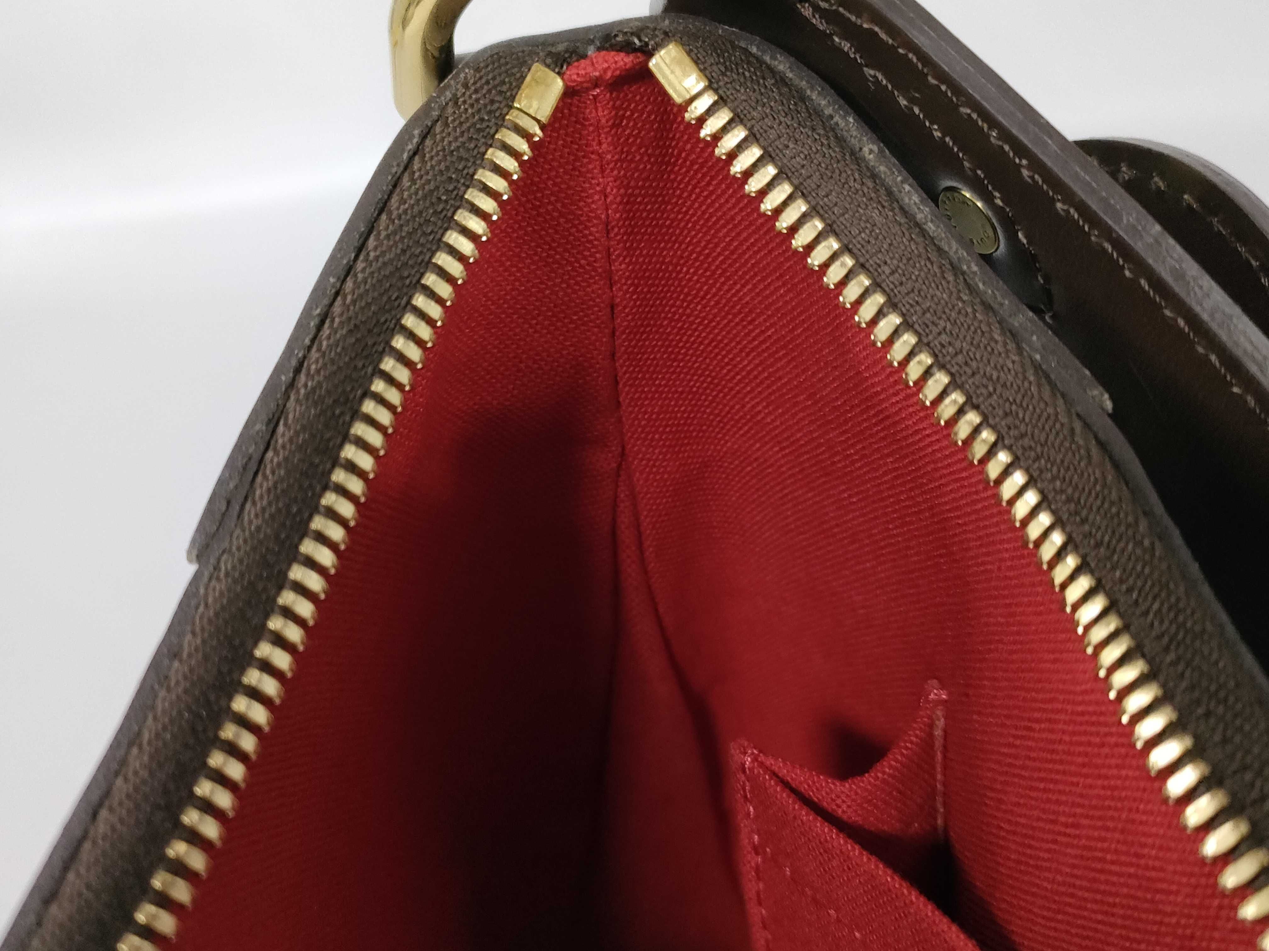 Damier Thames PM Shoulder Bag N48180 AR3059 (VO8571) Shoulder Bag — view 10