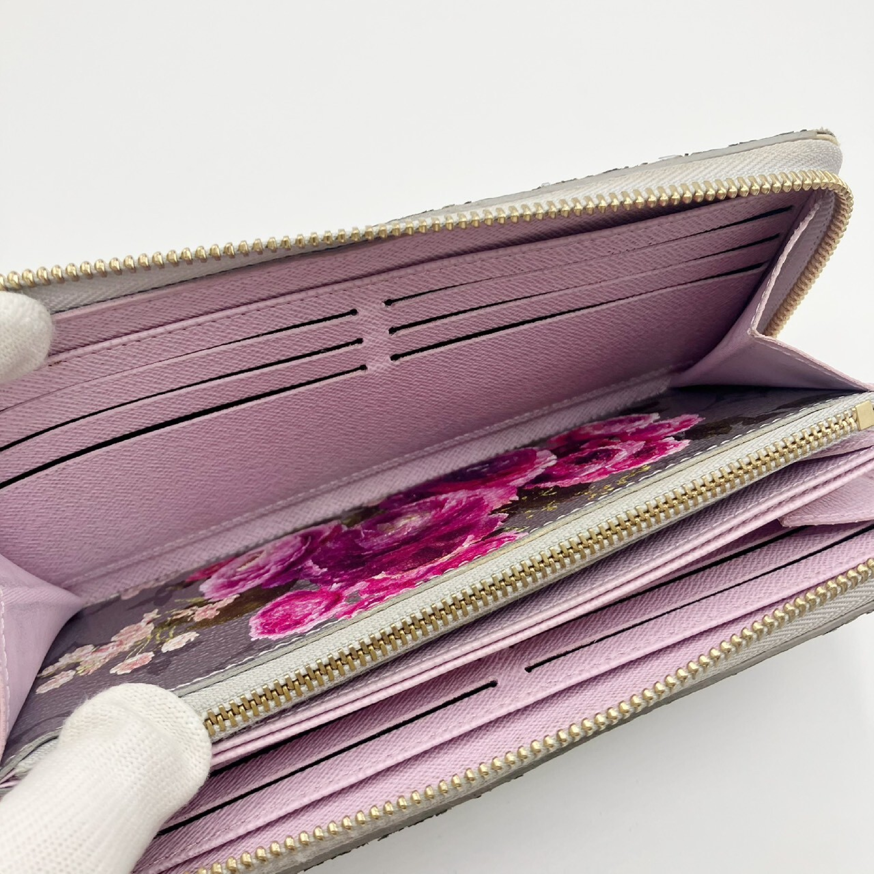 Zippy Wallet LV Garden Monogram Silver Long Wallet — view 7