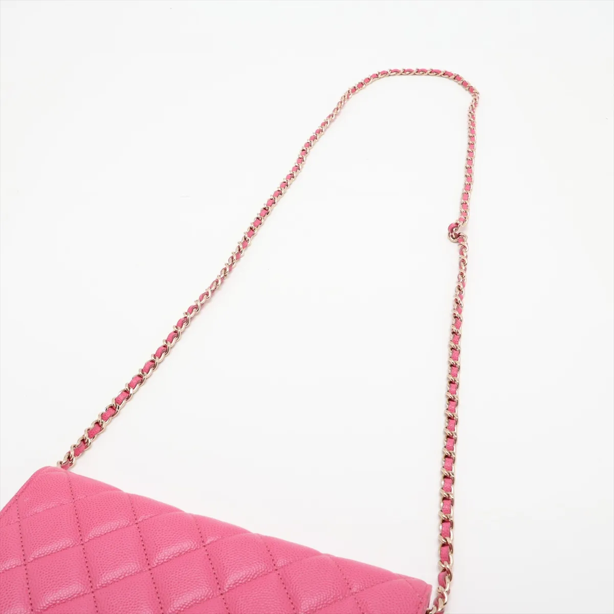Matelassé Caviar Skin Chain Wallet, Pink with Gold Hardware, 29922302, Serial Number 29, AP0250 — view 5