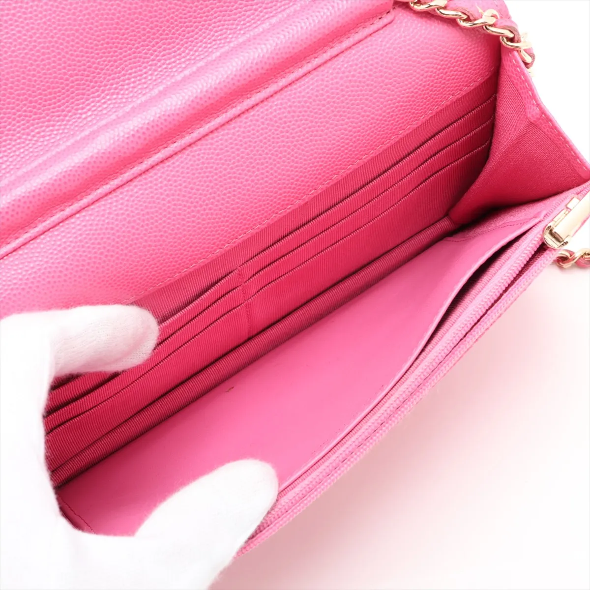 Matelassé Caviar Skin Chain Wallet, Pink with Gold Hardware, 29922302, Serial Number 29, AP0250 — view 6