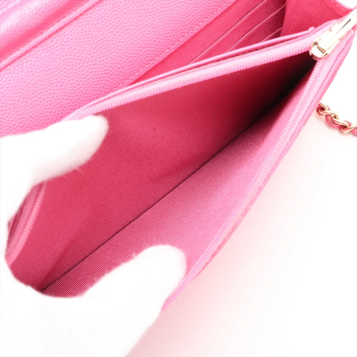 Matelassé Caviar Skin Chain Wallet, Pink with Gold Hardware, 29922302, Serial Number 29, AP0250 — view 8
