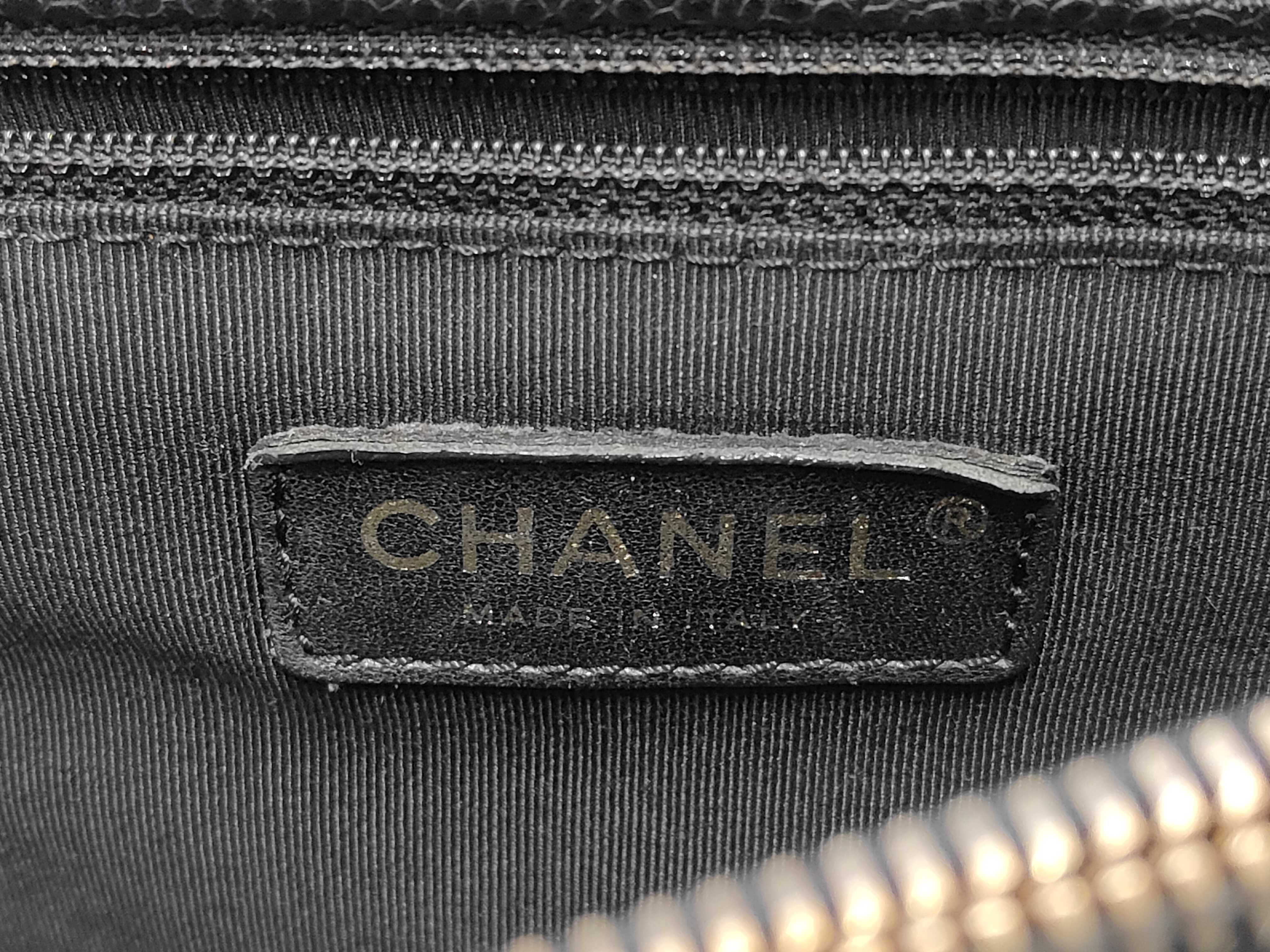 GST Caviar Skin Tote Bag with Gold Hardware (Serial Number 9) — view 9