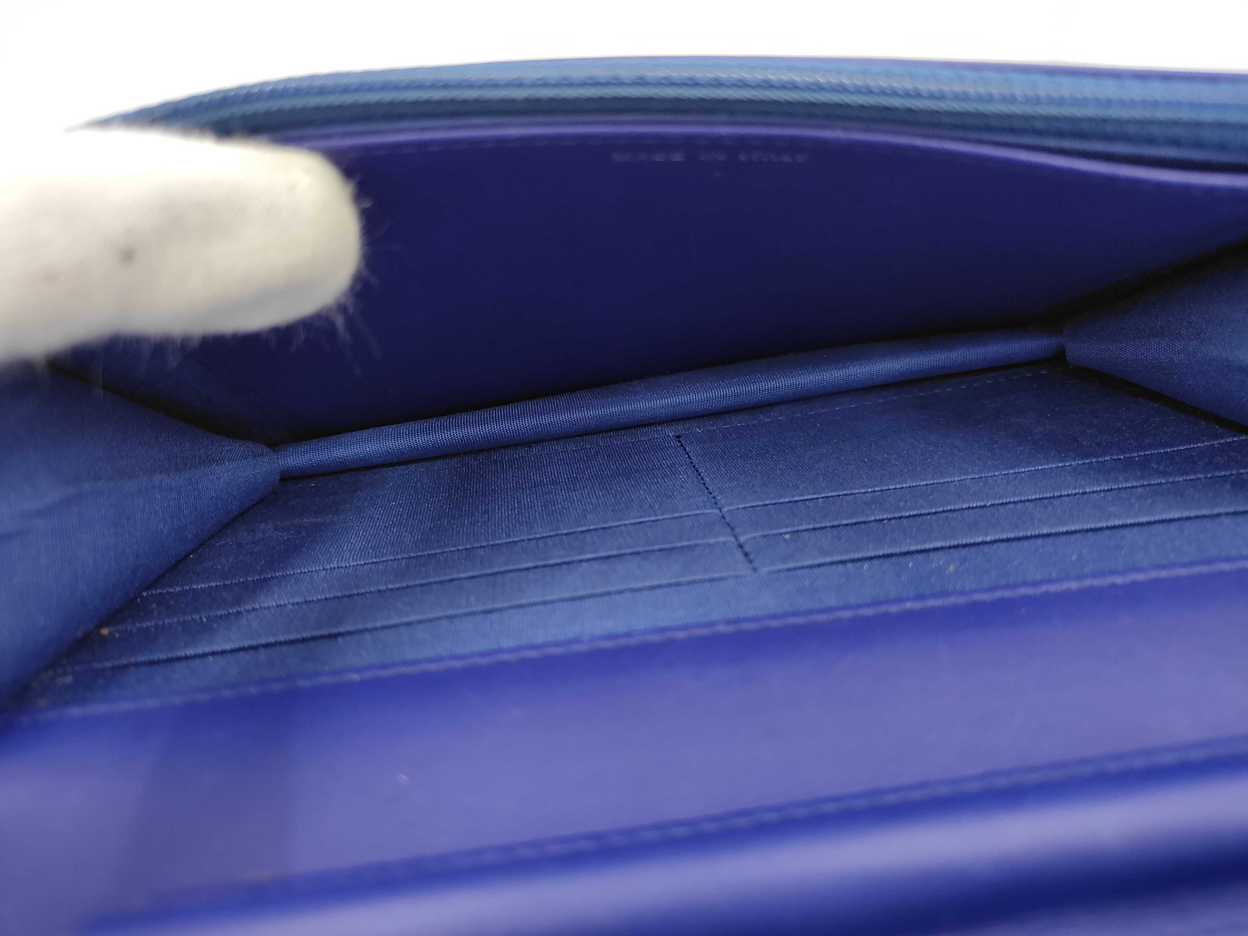 WOC Blue Calfskin Medium Big Logo Embossed Shoulder Bag — view 9