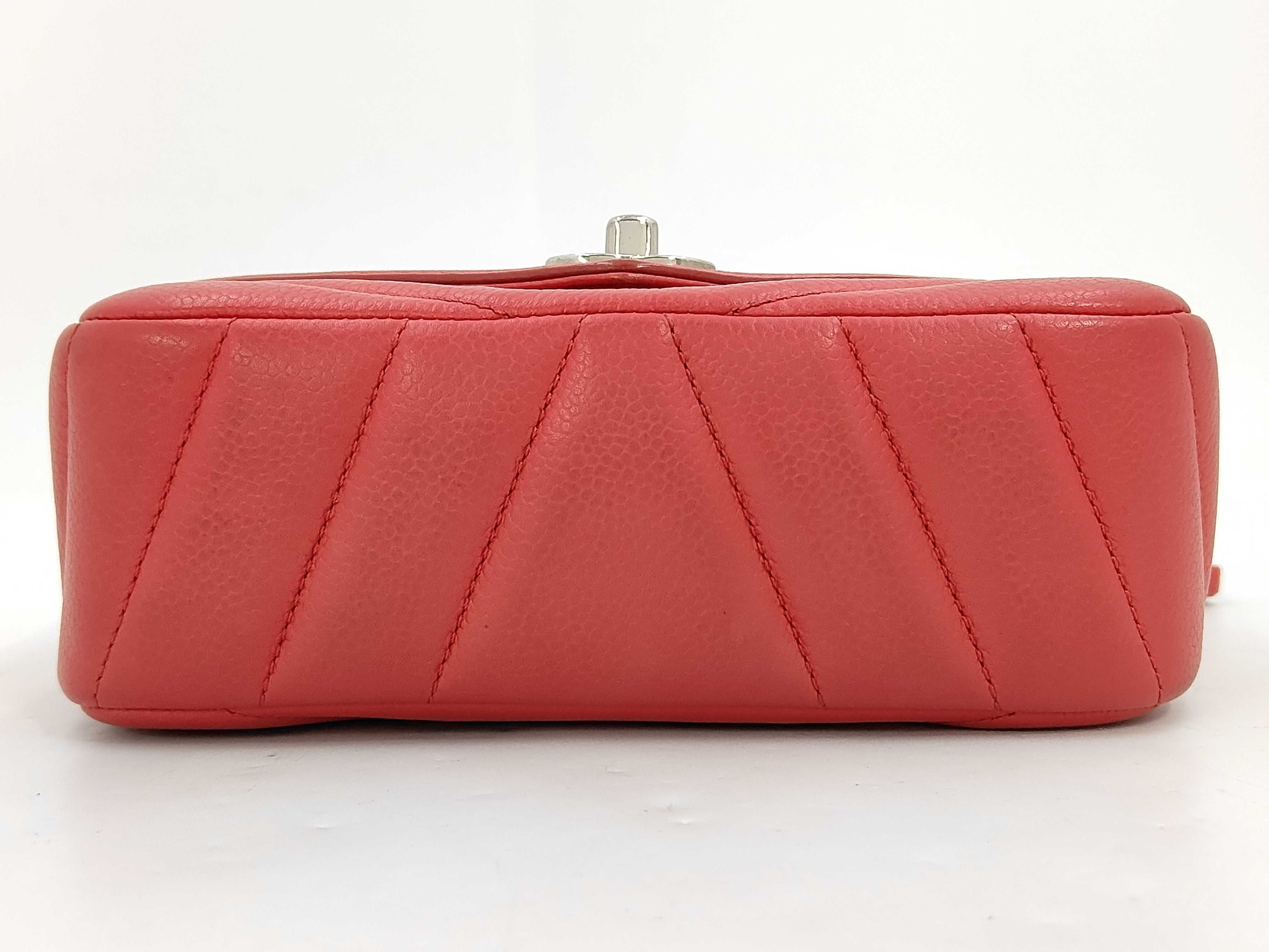 V-stitch Mini Chain Shoulder Bag, Caviar Red, SS Shoulder Bag — view 6