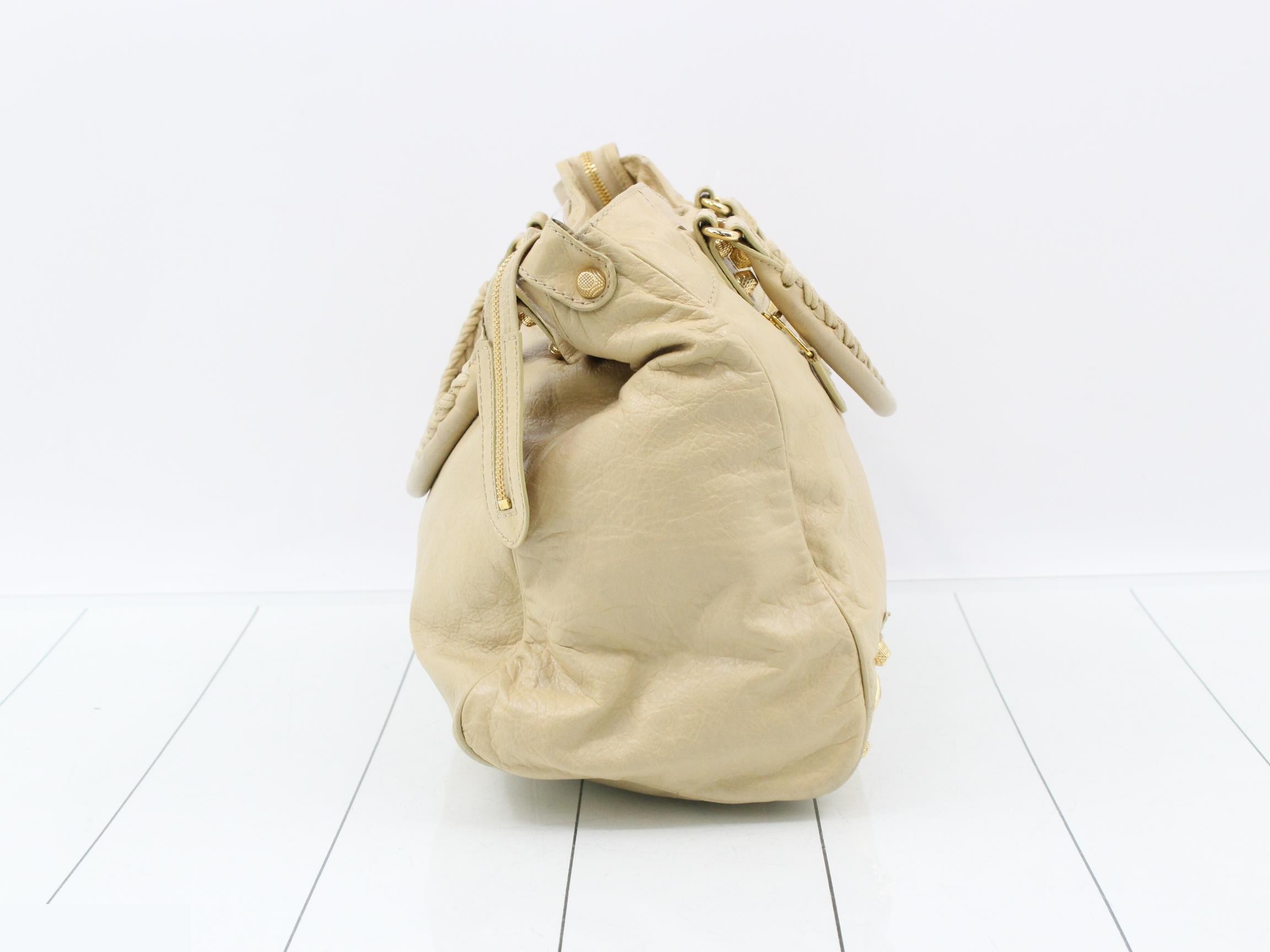Classic handbag — view 4