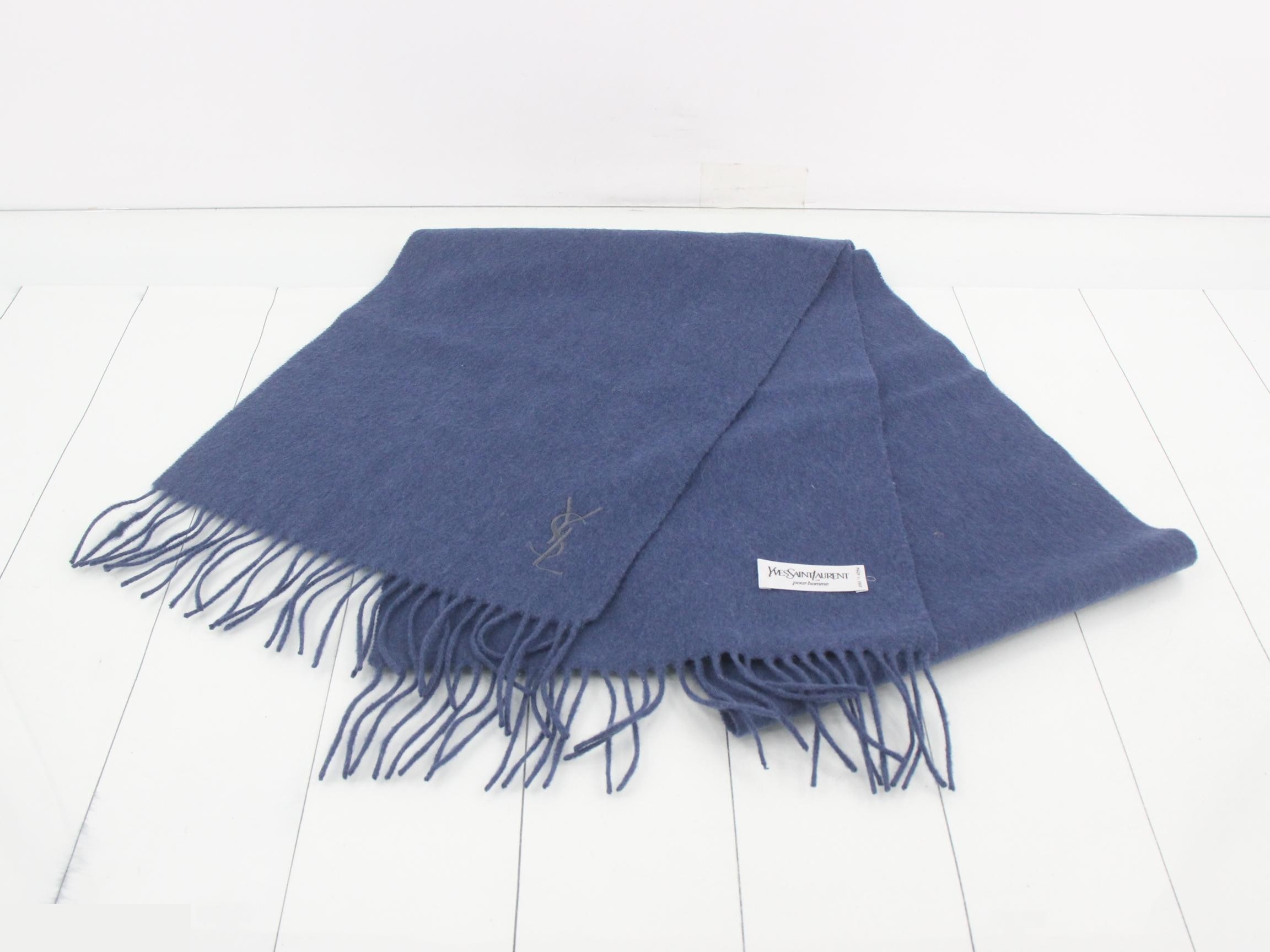 scarf — view 2