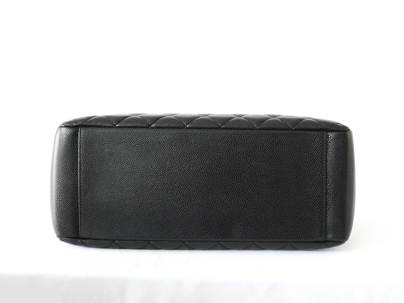 Caviar Skin GST Chain Tote Bag, Black — view 5