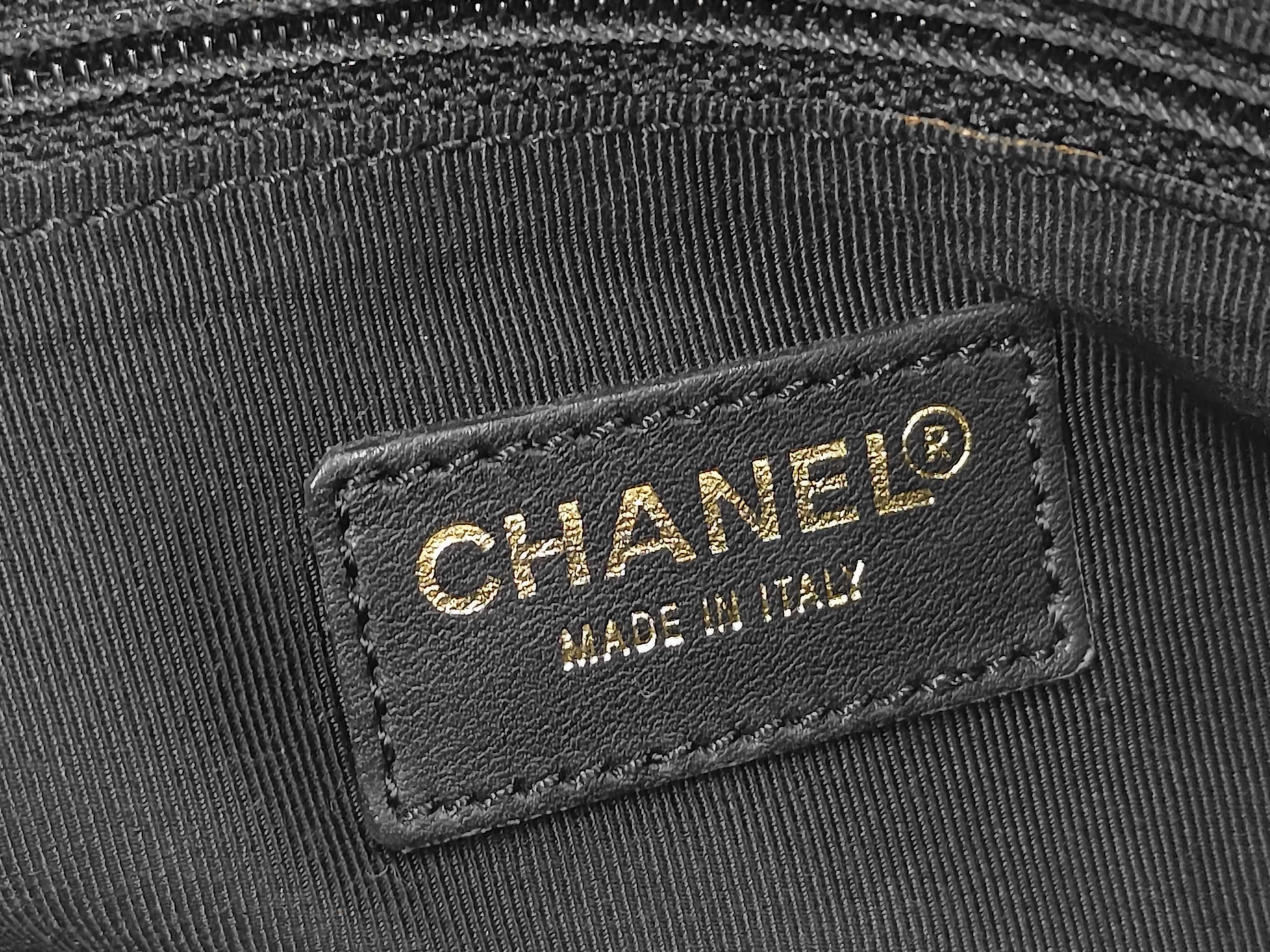 Caviar Skin Bicolore Chain Tote Bag Coco Mark A16178 — view 10