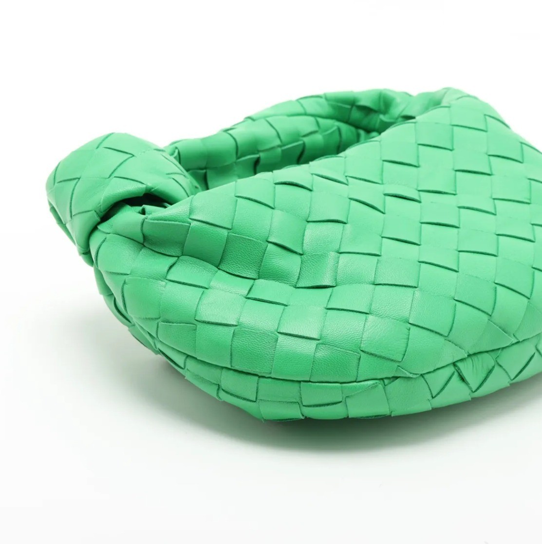 Unused, with dust bag. Intrecciato Jodie leather handbag, green. — view 4