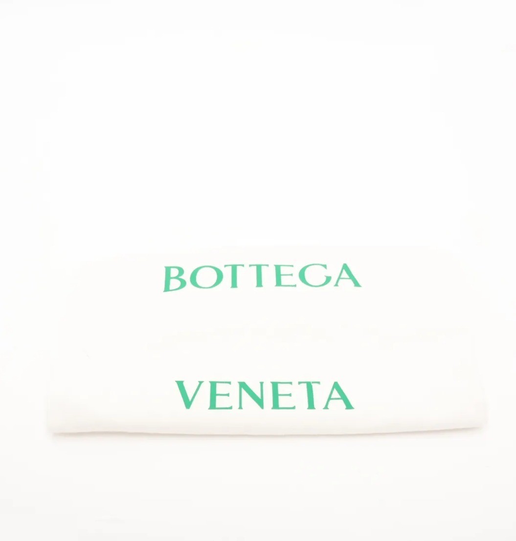 Unused, with dust bag. Intrecciato Jodie leather handbag, green. — view 8