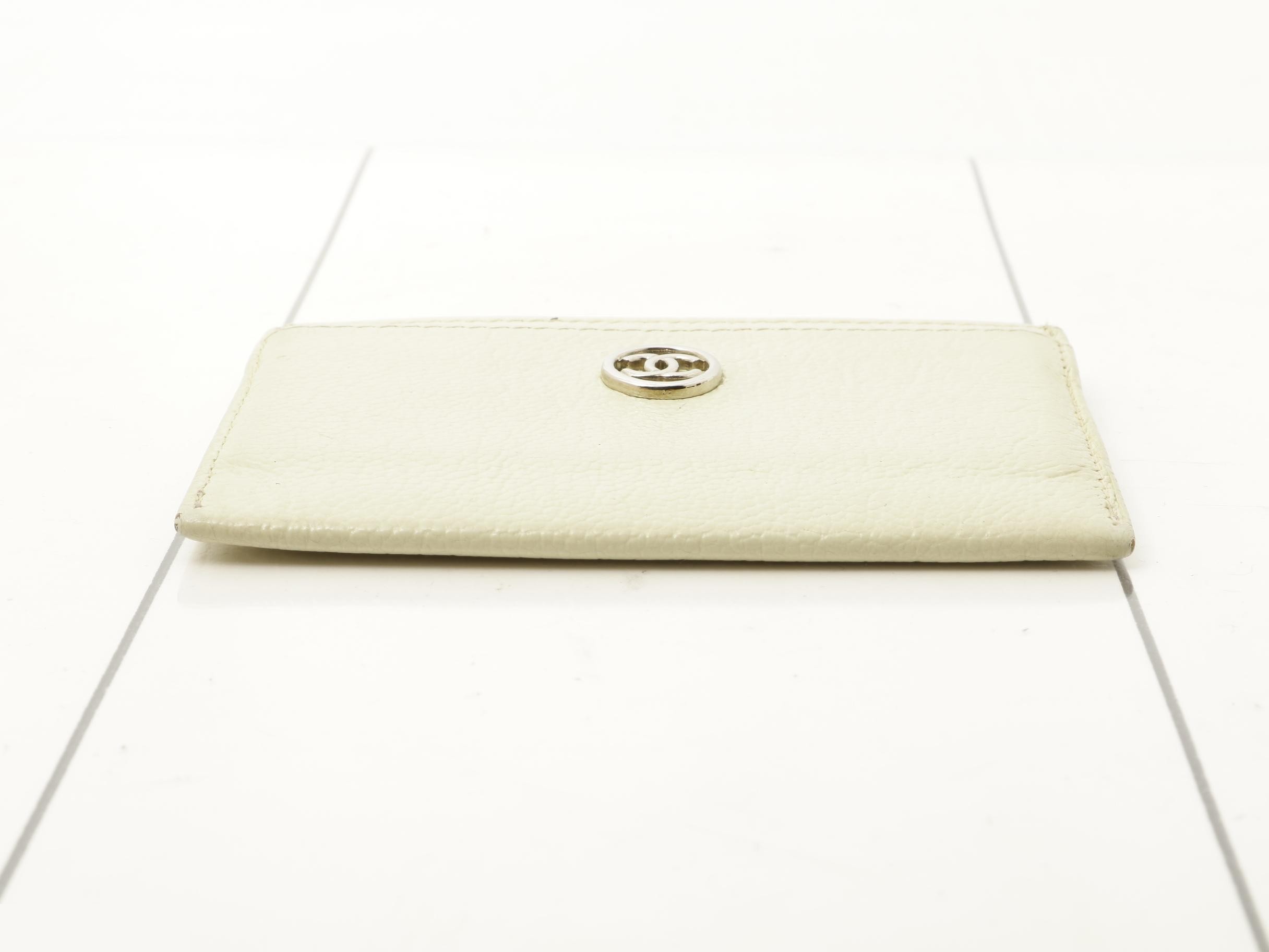 Caviar leather (bags), notebook covers, card cases — view 3