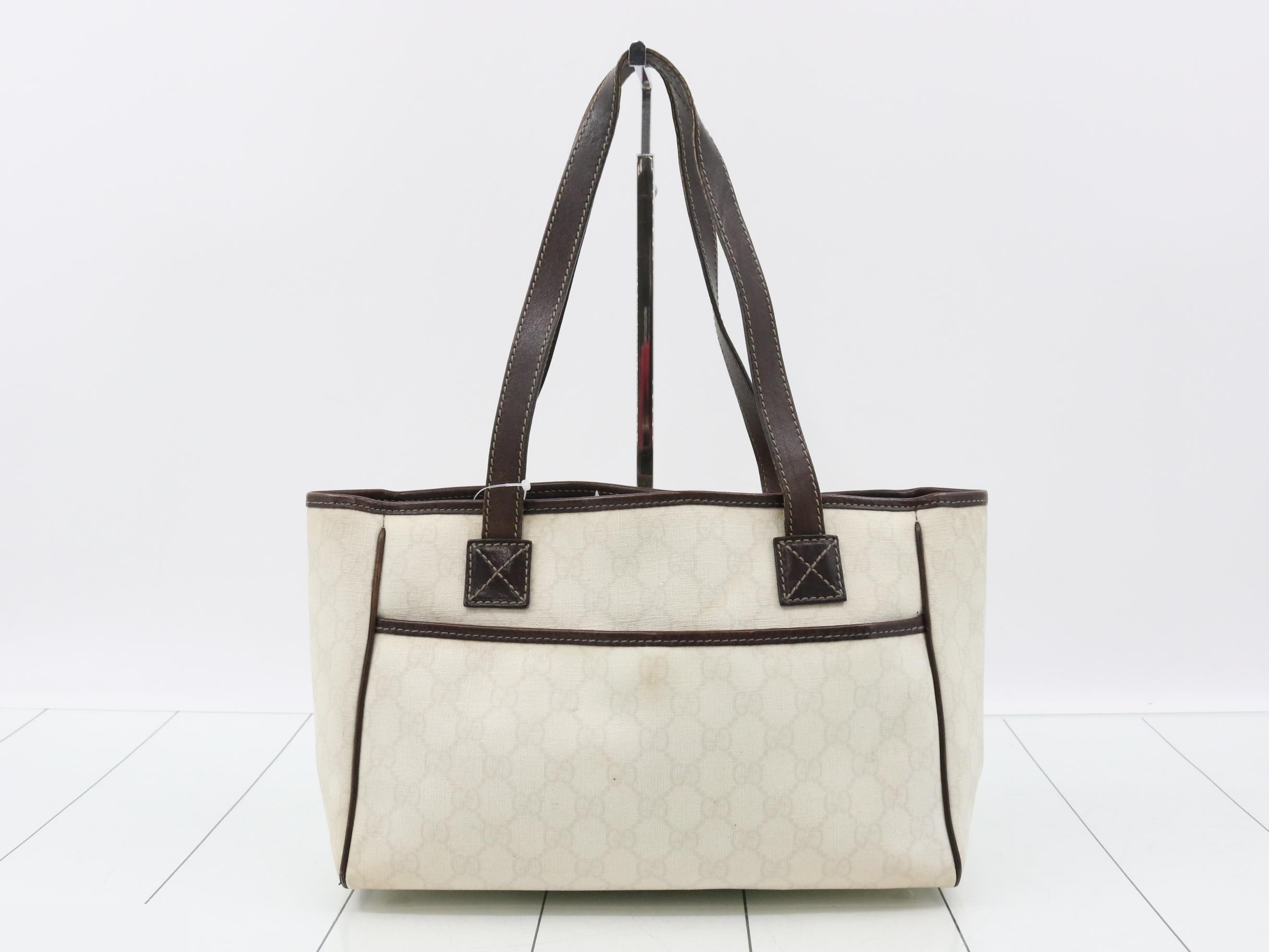 GG Supreme handbag — view 2