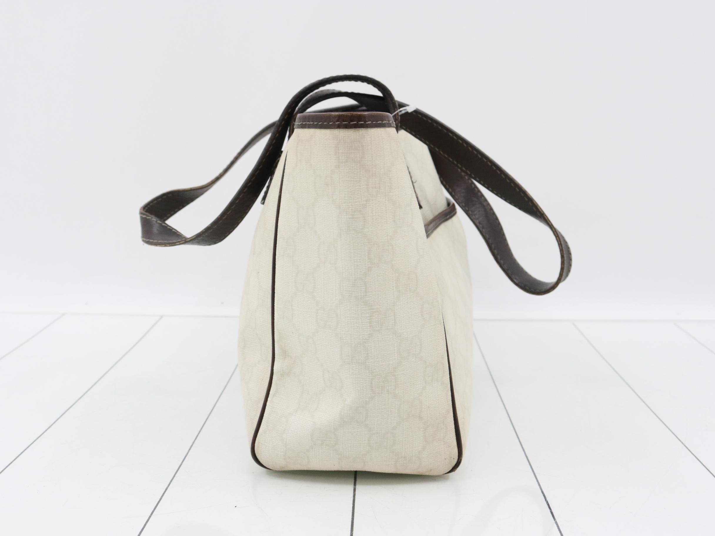 GG Supreme handbag — view 3